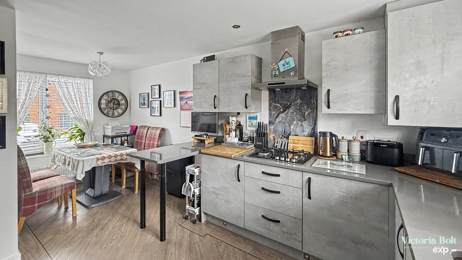 Detached House for sale in Newton Abbot, Mallow Place, Newton Abbot, 916 m²