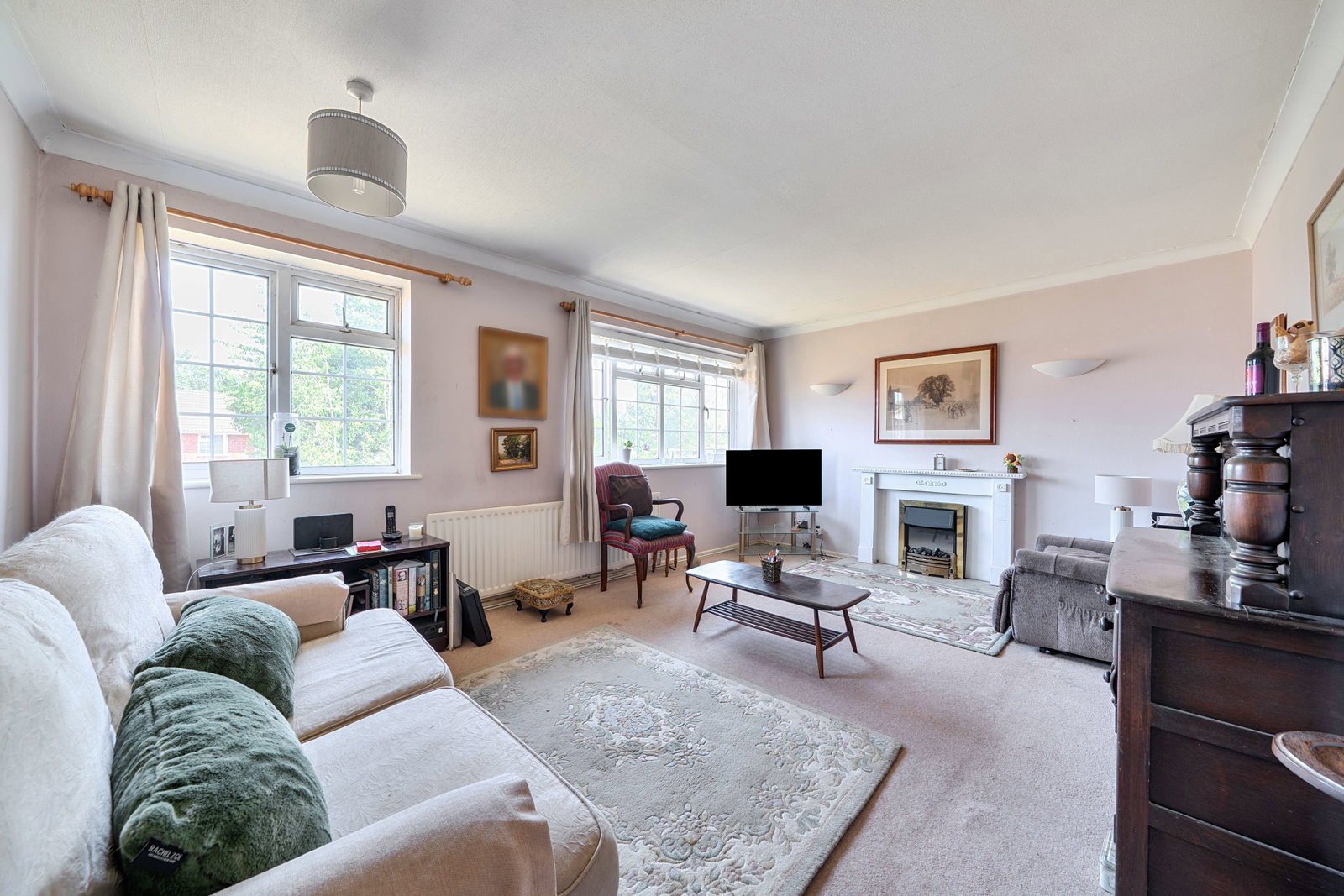 Flat in Bushey