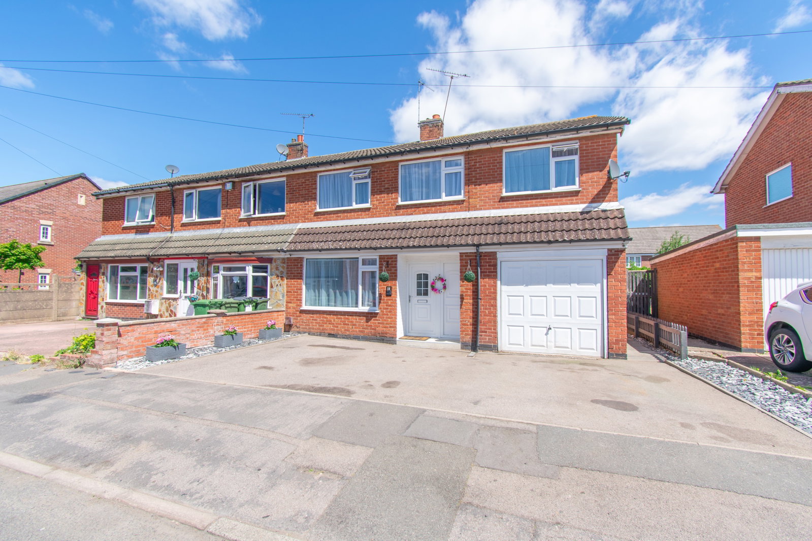 Semi Detached House in Leicester
