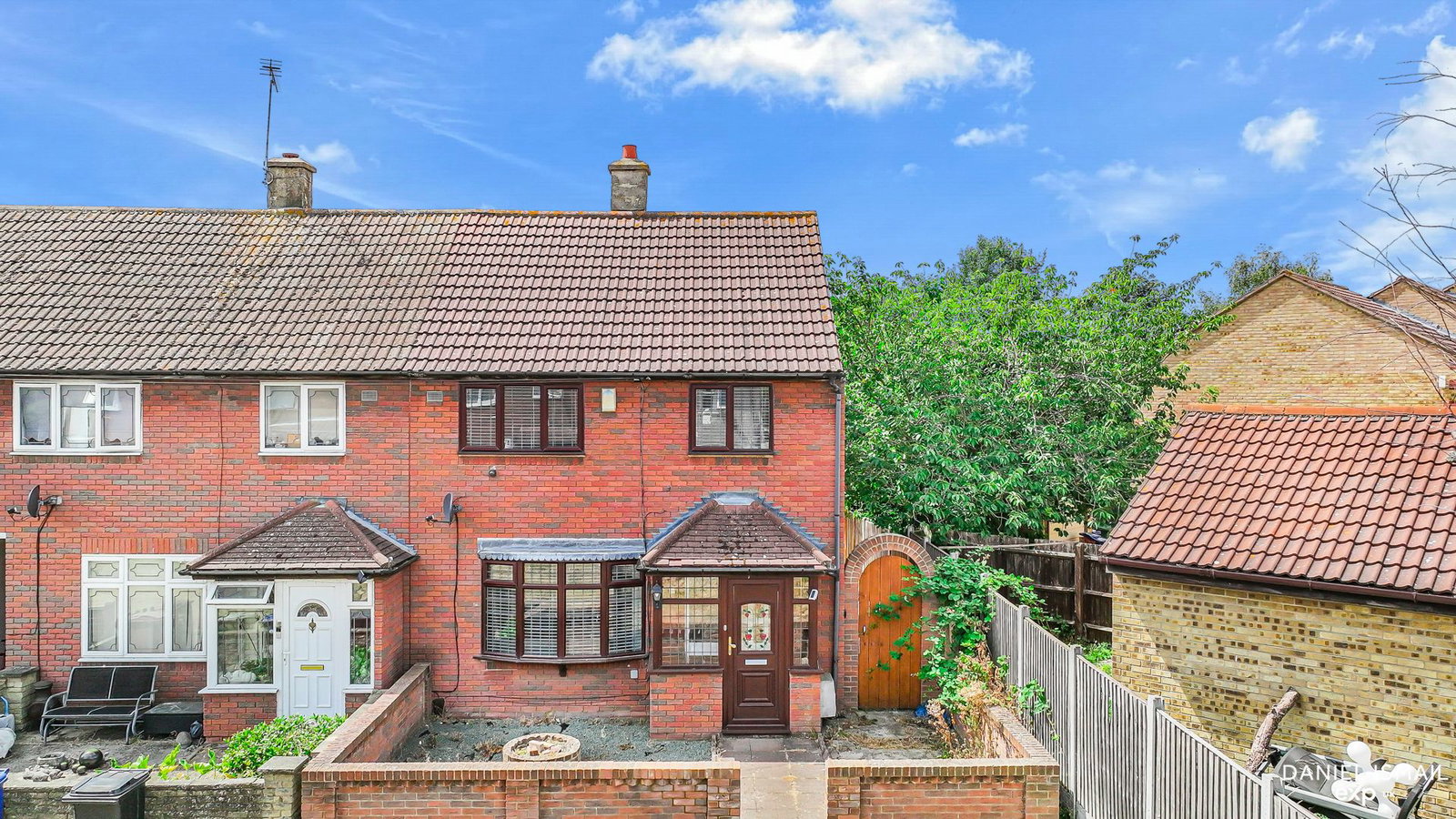End Of Terrace House in South Ockendon