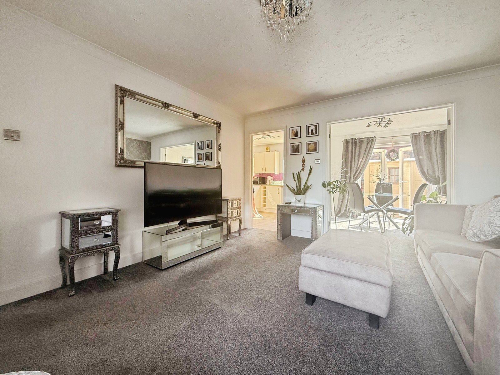 Detached House in Neath 4