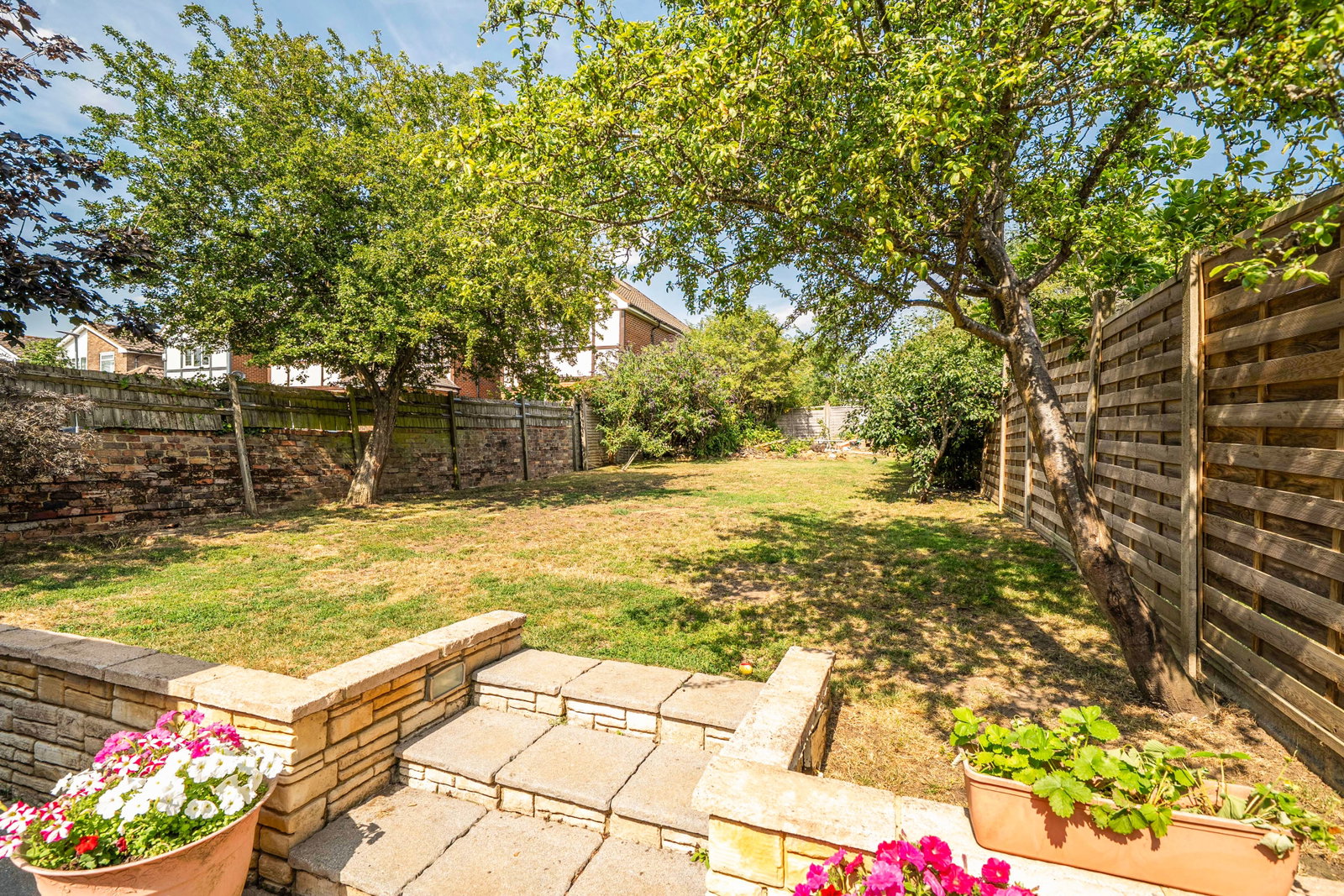 Detached House in Bushey
