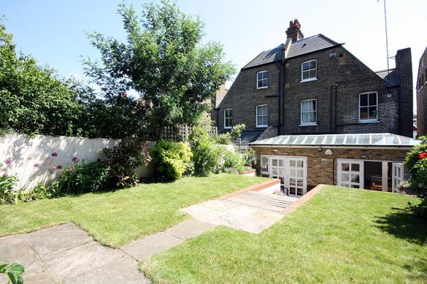 Flat in London