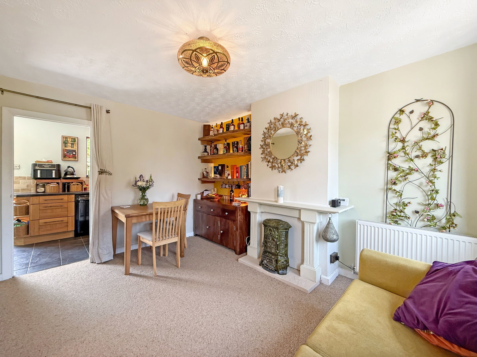 Semi Detached House in Chippenham