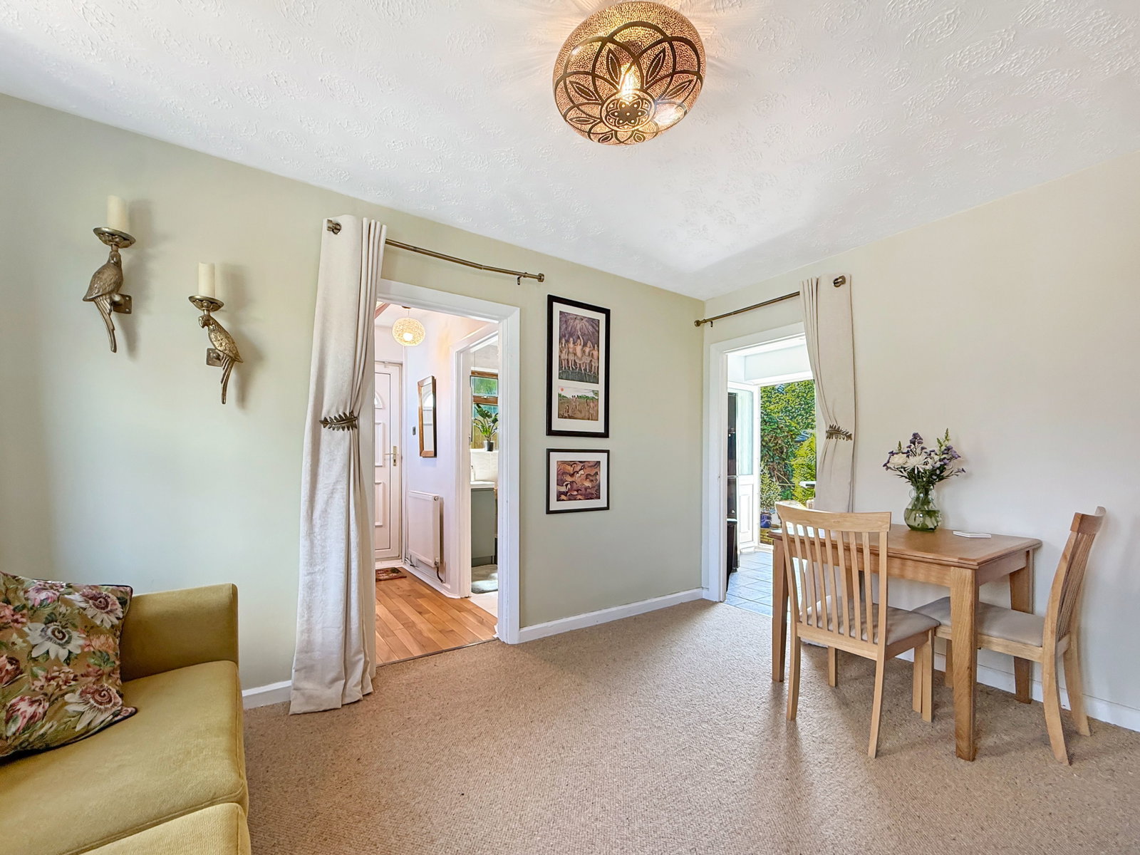 Semi Detached House in Chippenham