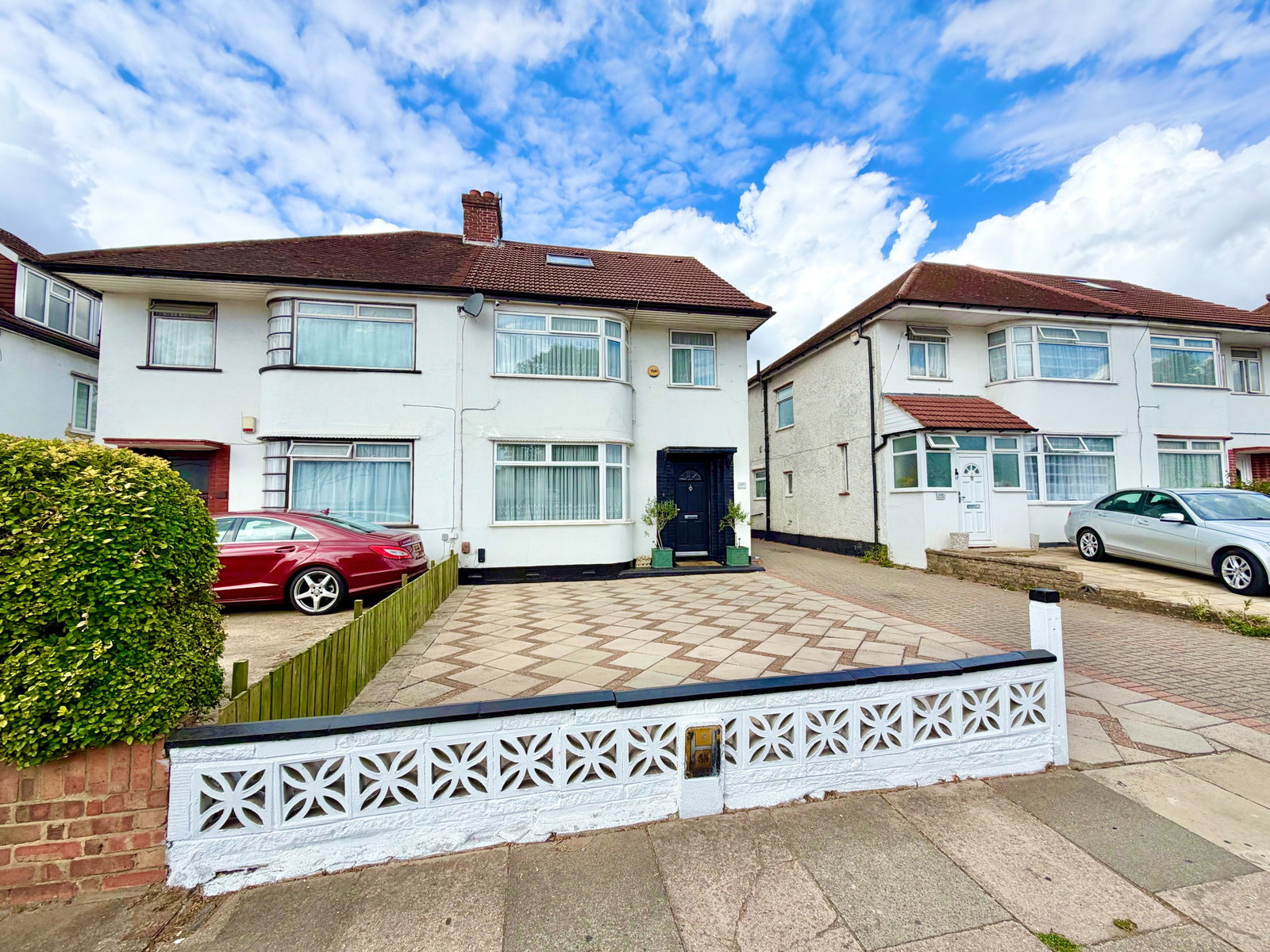 Semi Detached House for sale in London, Church Lane, Kingsbury, London, NW9 8JX
