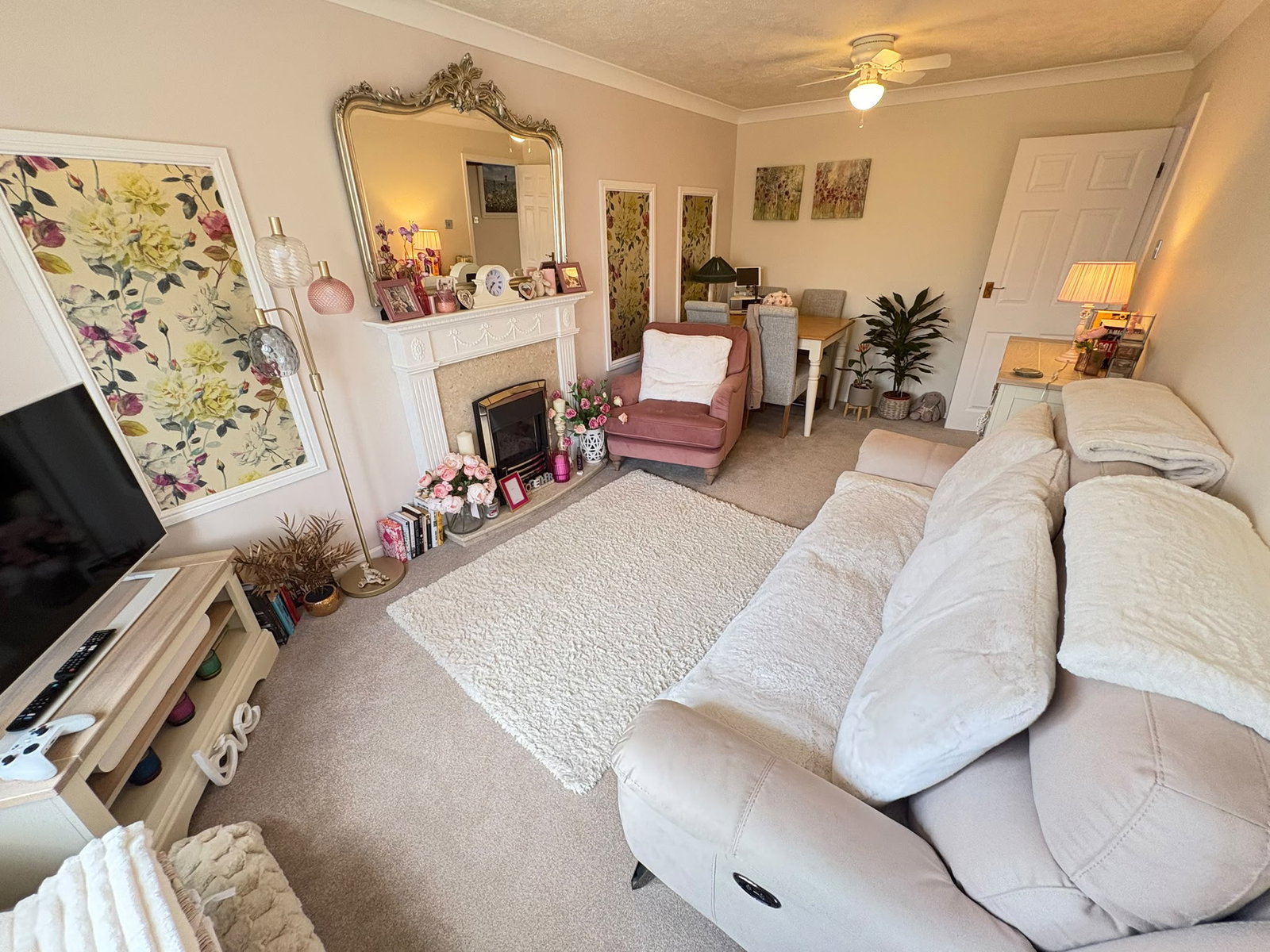 Bungalow in Leicester