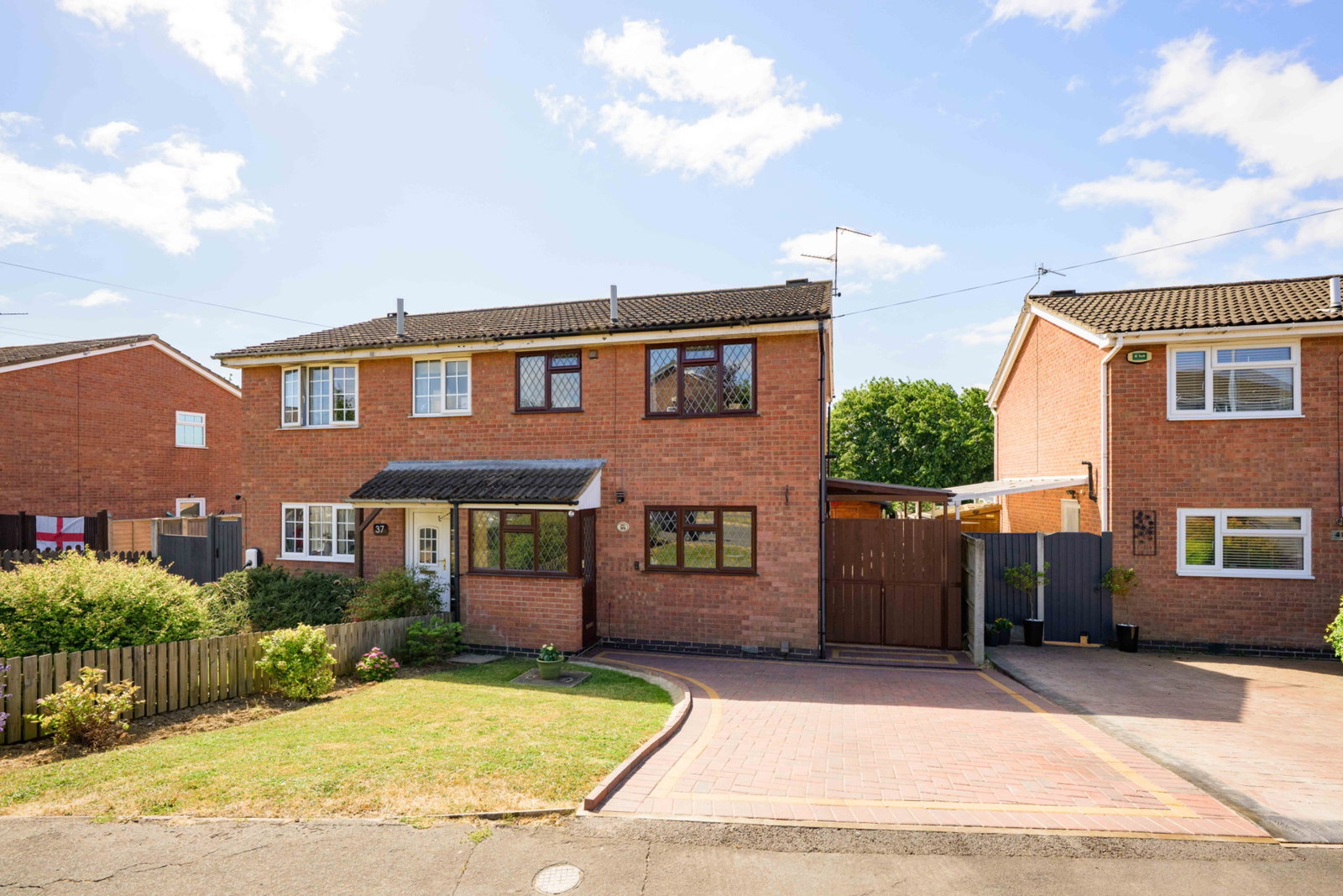 Semi Detached House in Grantham