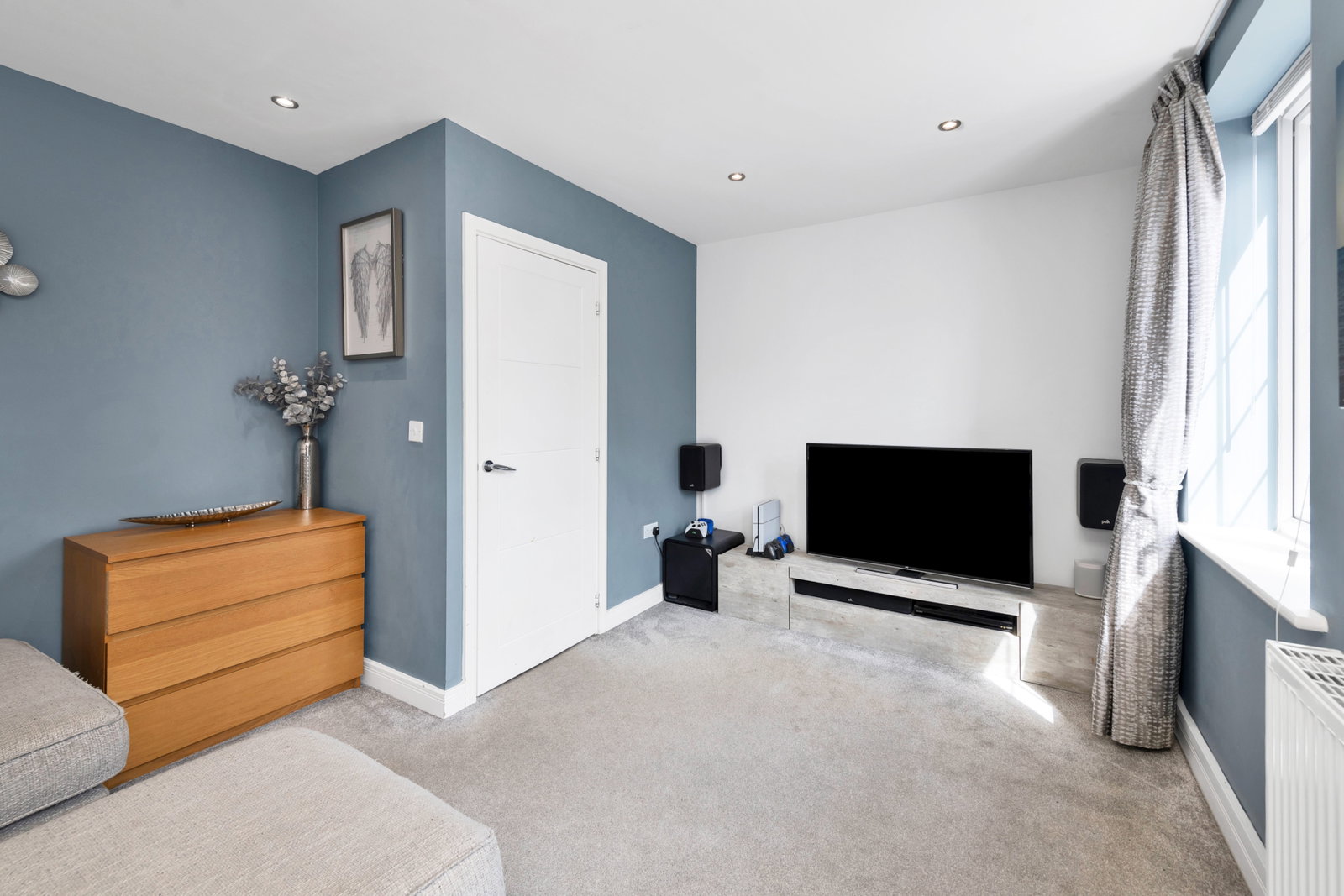 Semi Detached House in Brampton