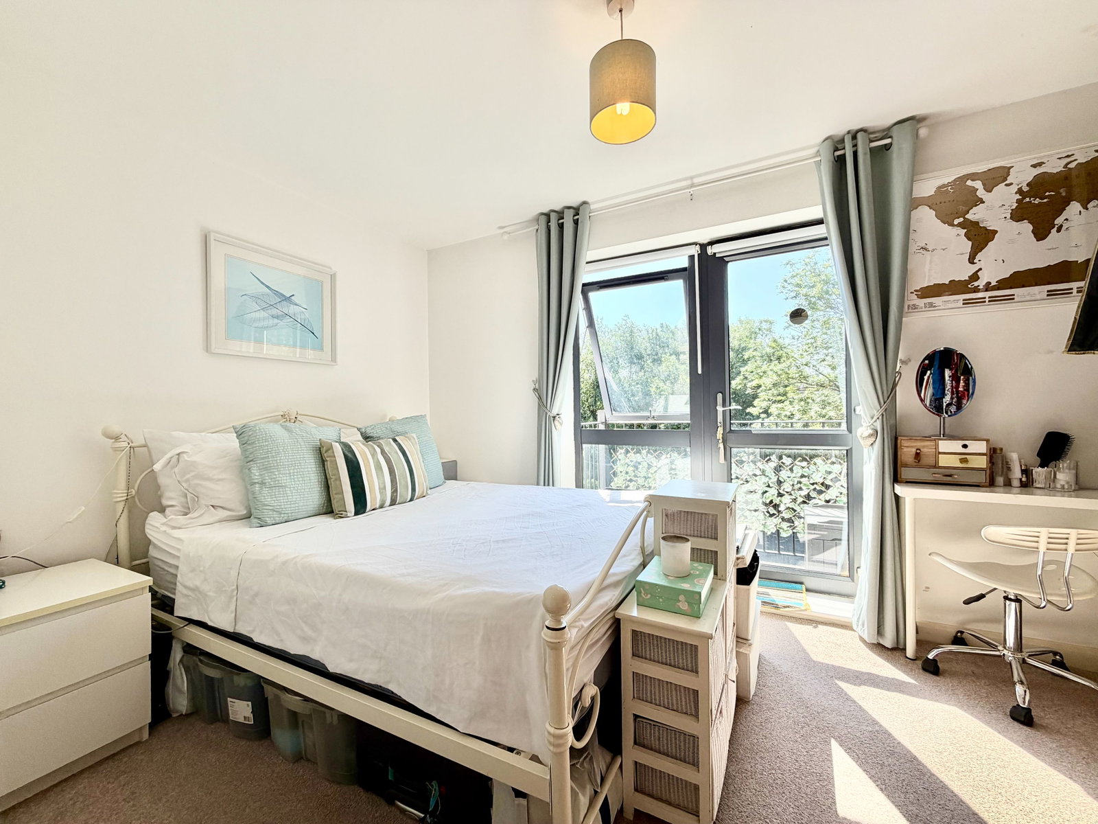 Apartment in Edgware