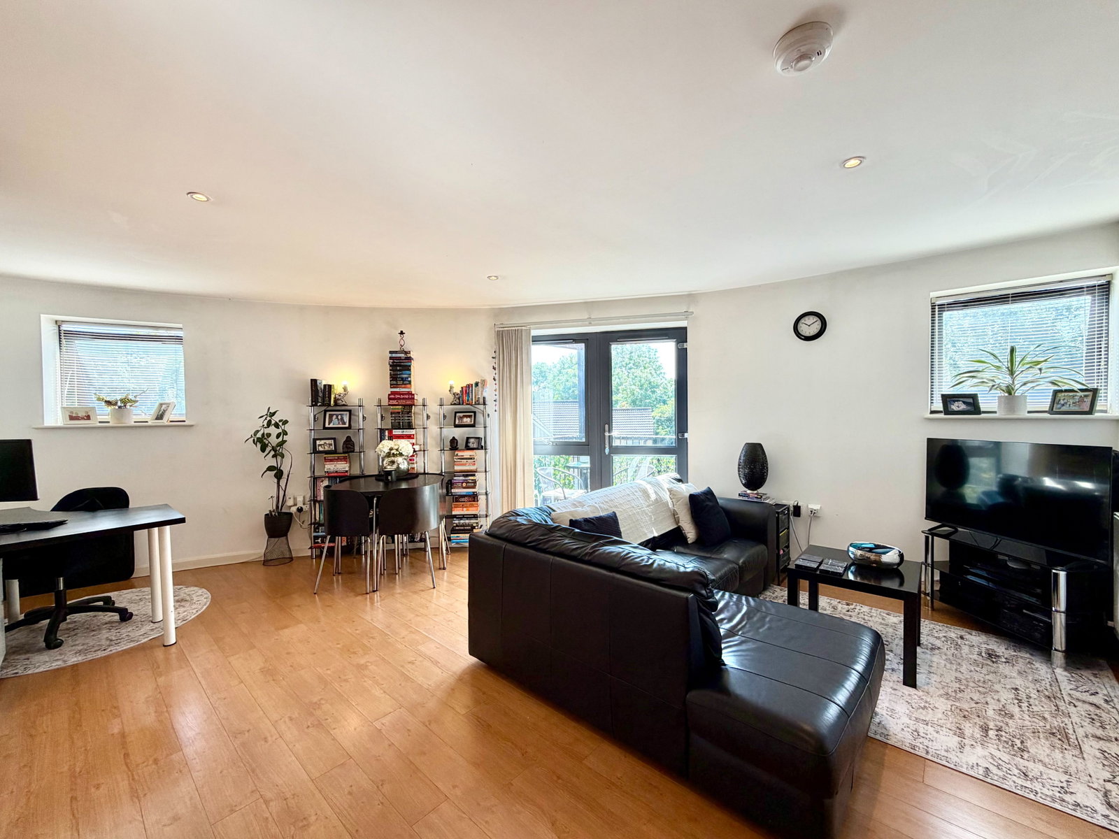 Apartment in Edgware