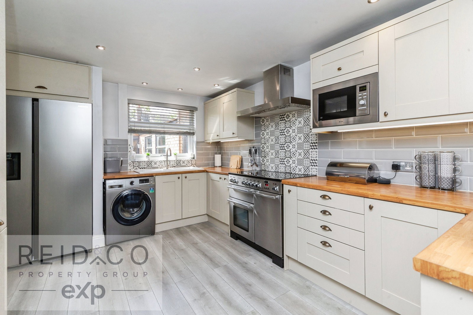Semi Detached House in Preston 2