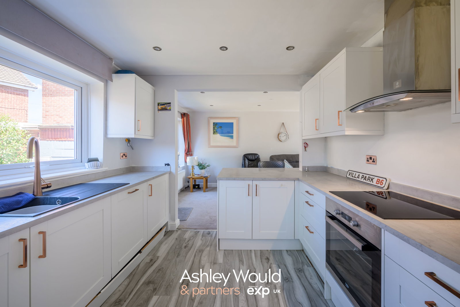 Detached House for sale in Kidderminster, Quantock Drive, Kidderminster, DY10 1RZ