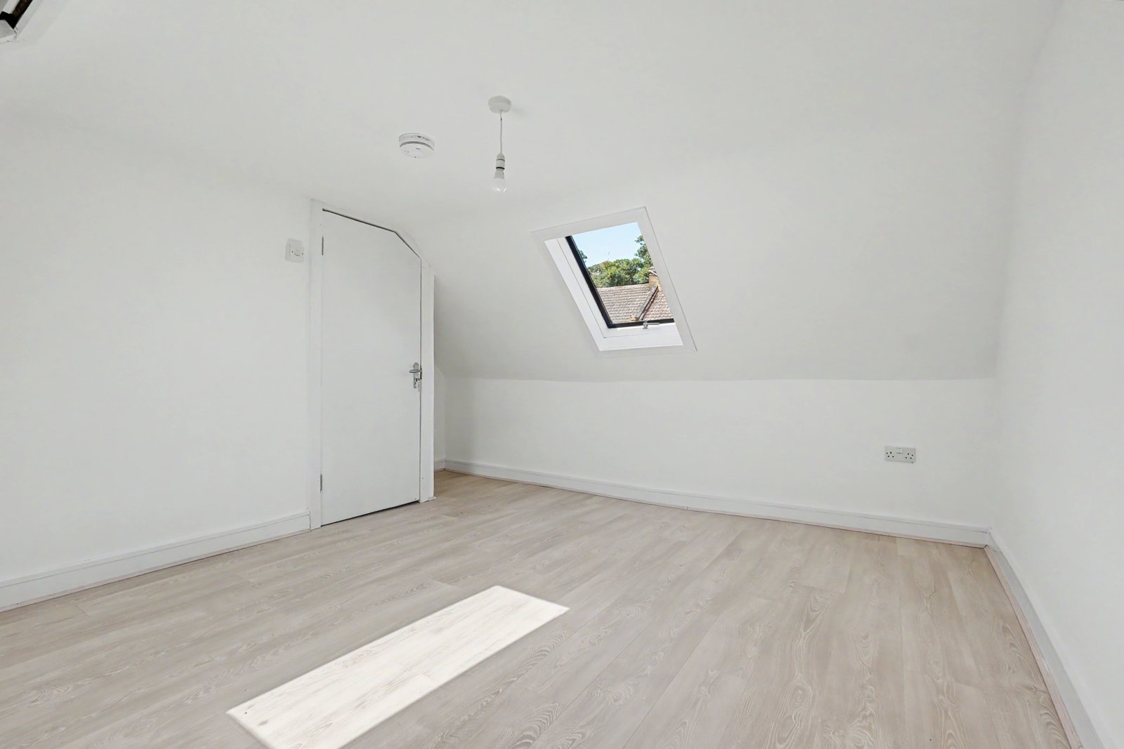 Duplex Flat in Chatham