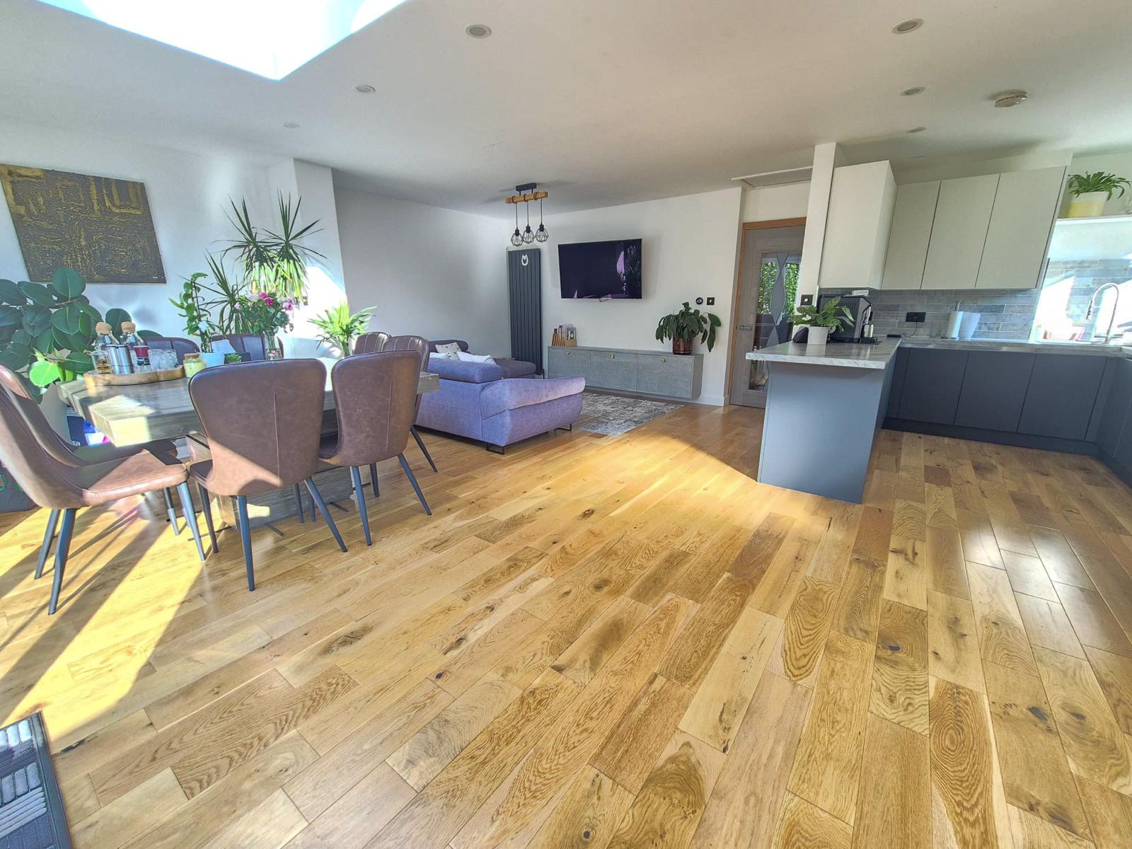 Semi Detached House for sale in Dunstable, Leafields, Houghton Regis, Dunstable, LU5 5LU