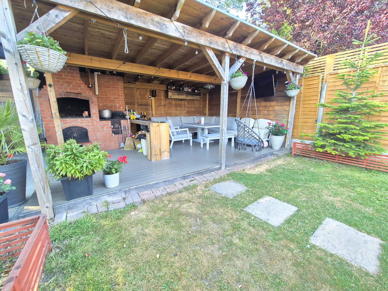 Semi Detached House in Dunstable