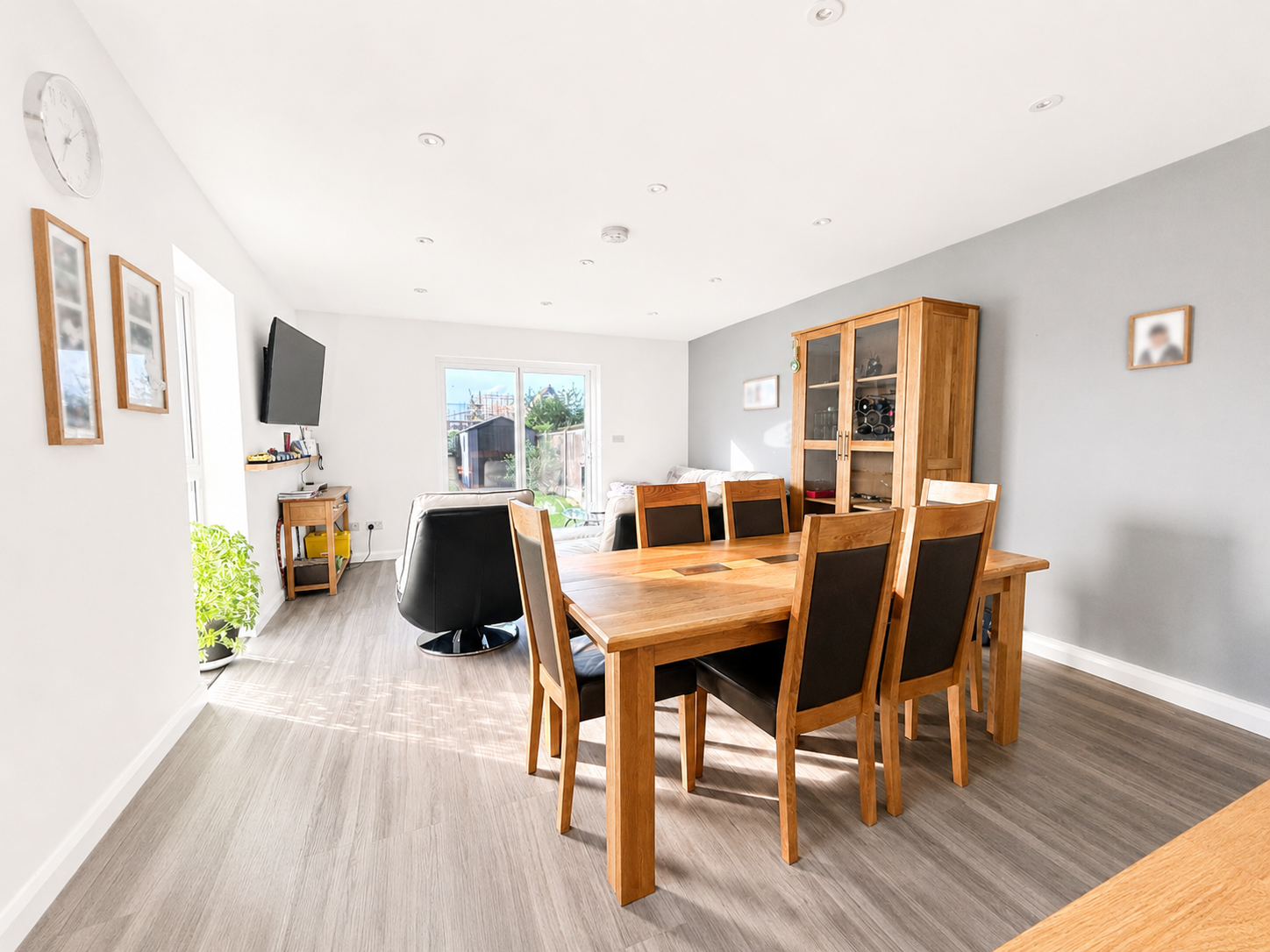 Terraced House in Dunstable
