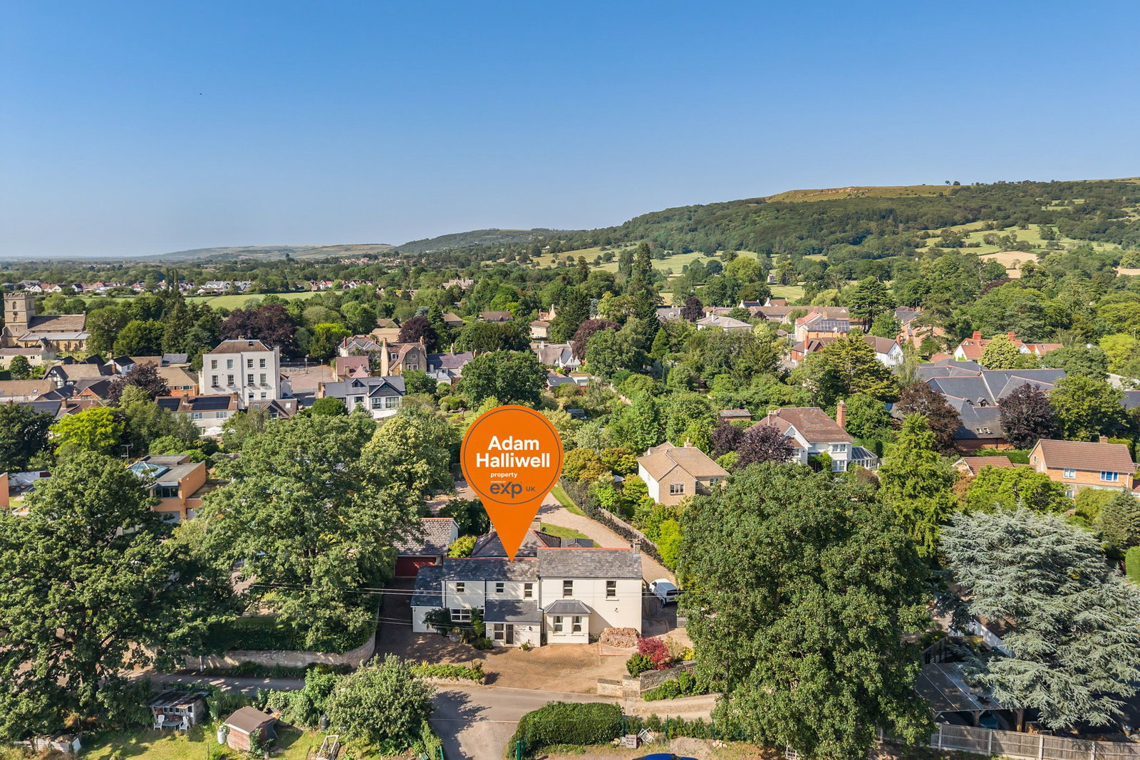 Detached House in Cheltenham