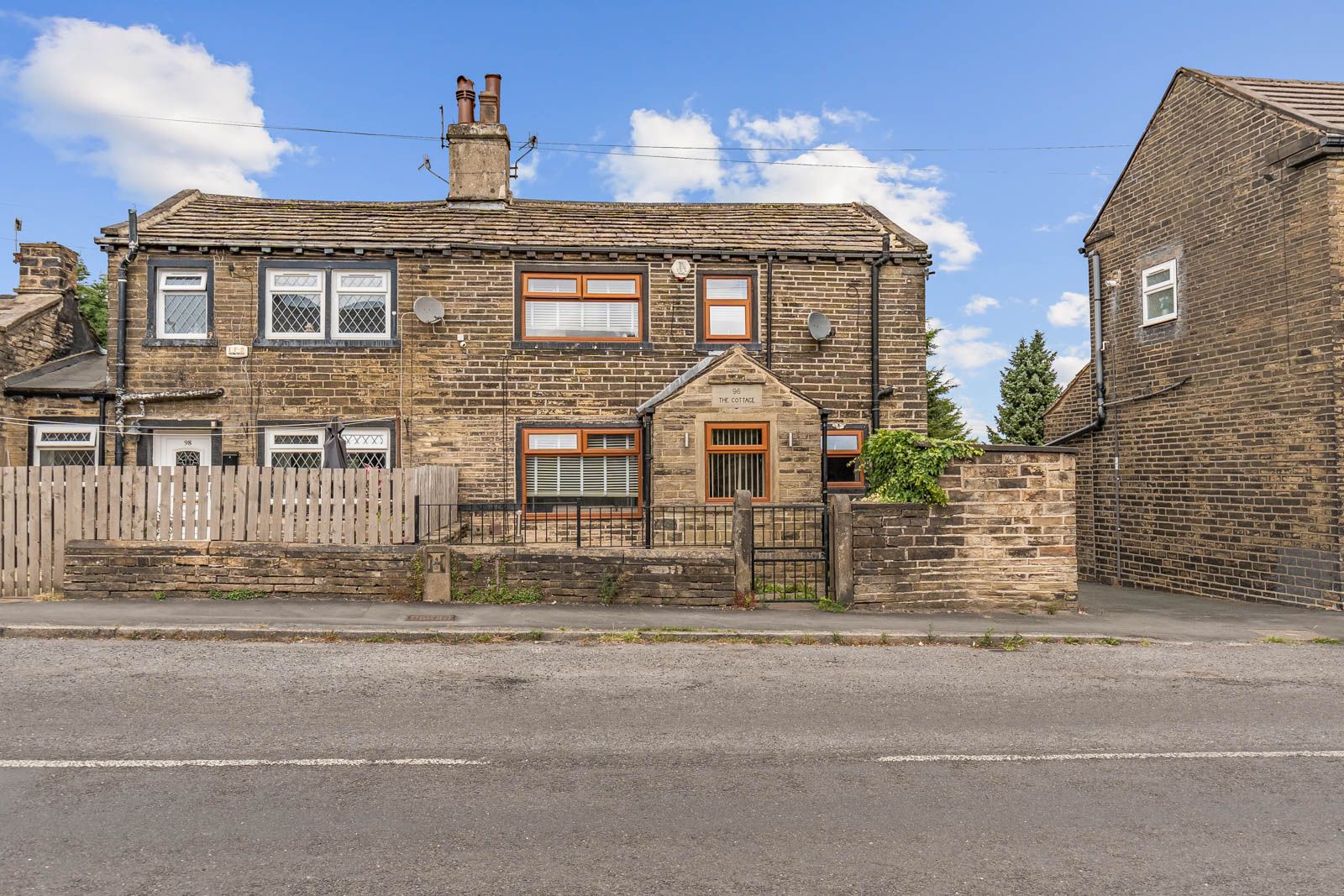 Semi Detached House in Bradford