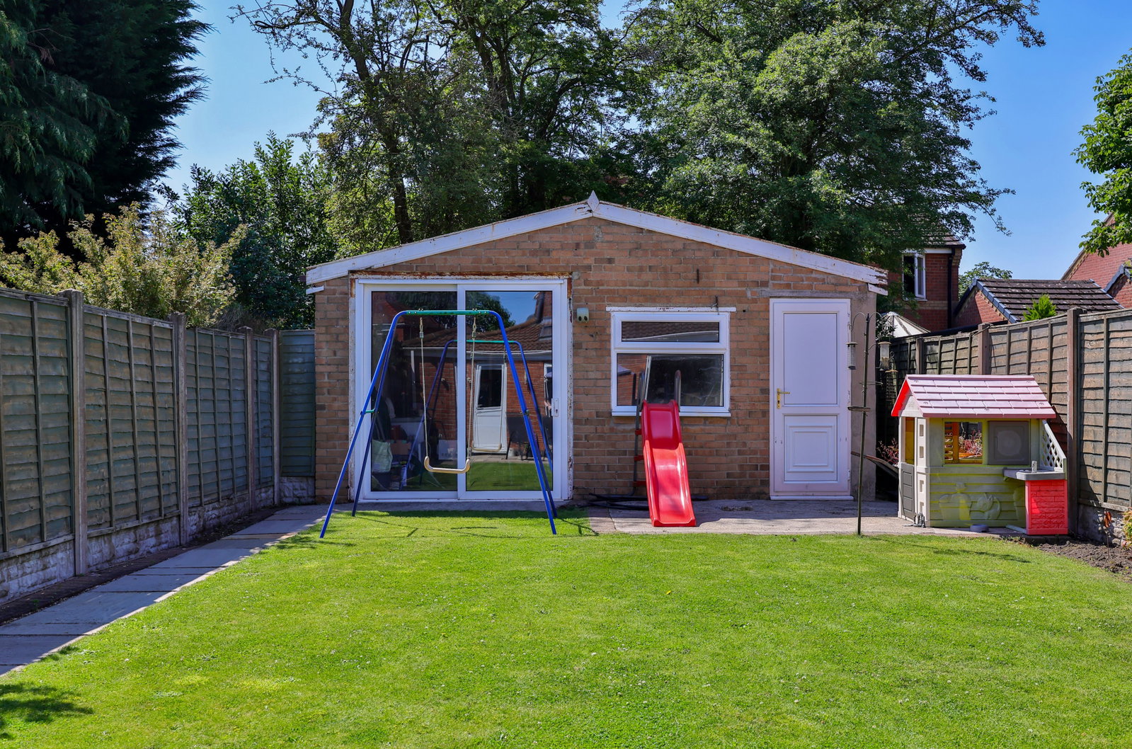 Semi Detached House for sale in York, Melwood Grove, Acomb, 1117 m²