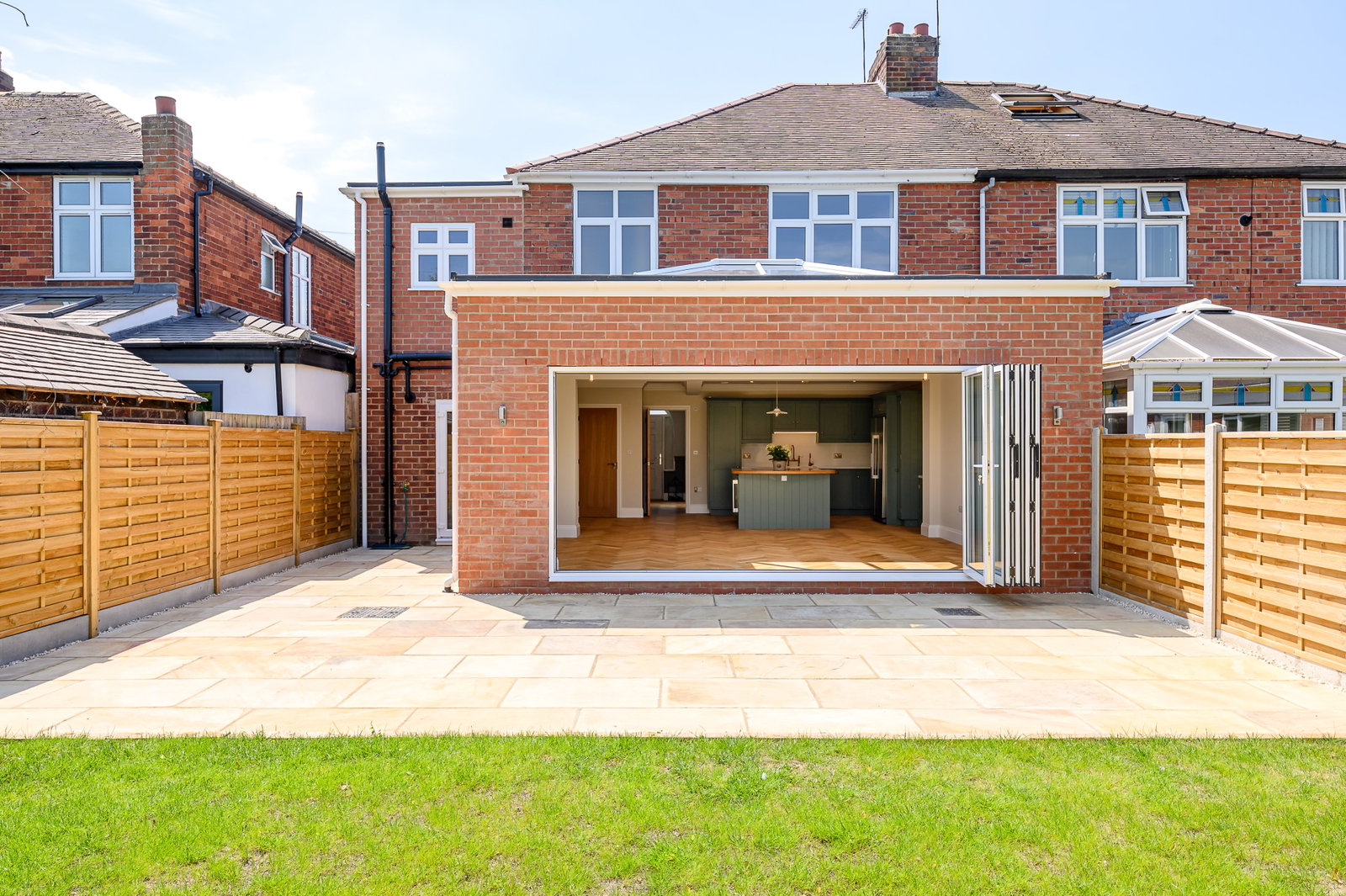 Semi Detached House in York