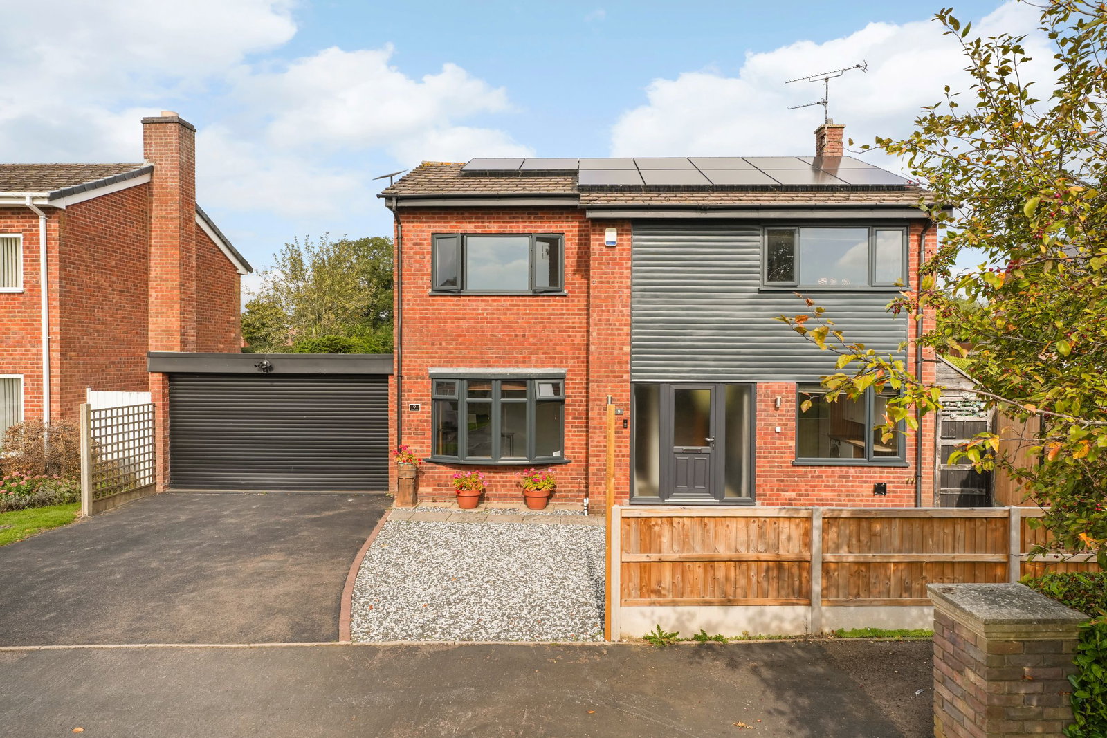 Detached House for sale in Lutterworth, Chapel Fields, Swinford, Lutterworth, LE17 6BS, 1871 m²
