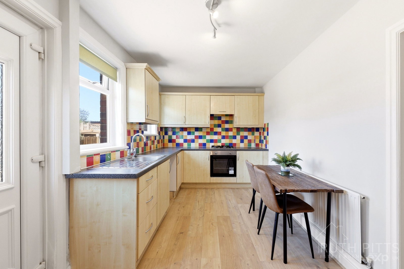 End Of Terrace House in Wakefield