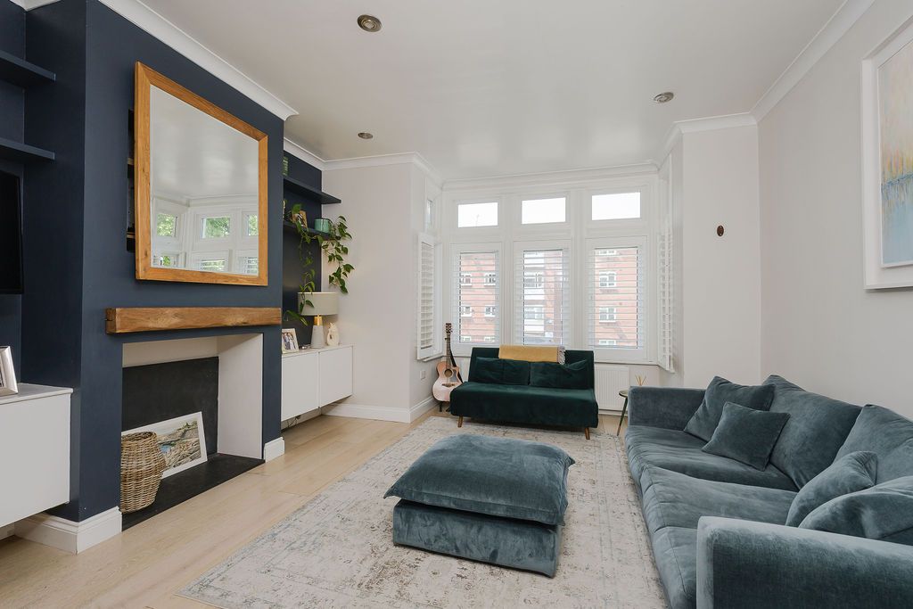 Ground Floor Flat in London