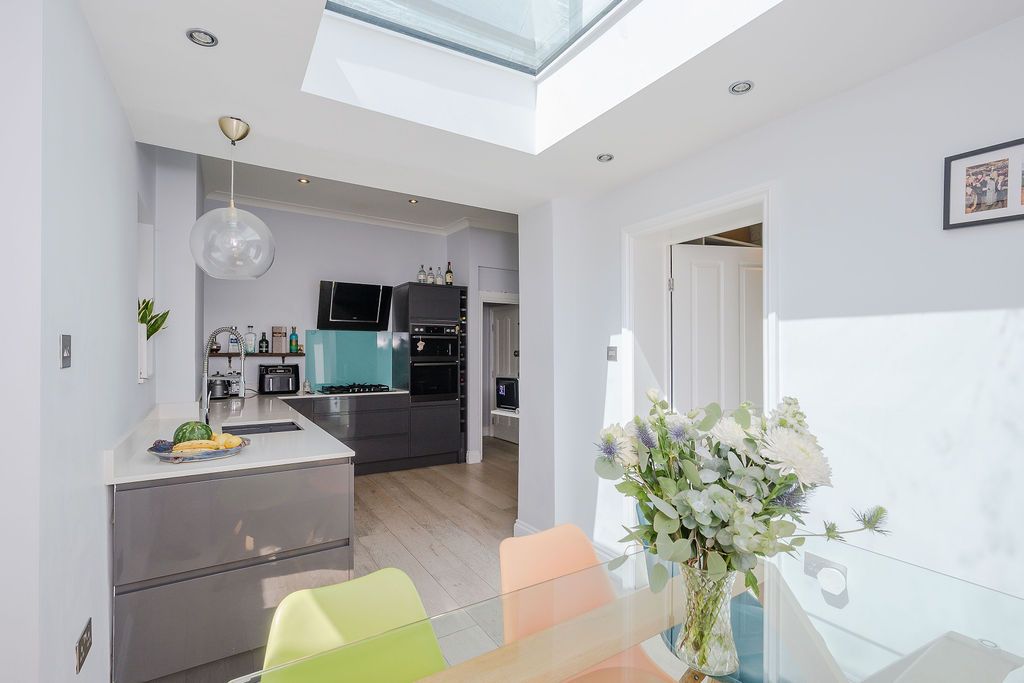 Ground Floor Flat in London