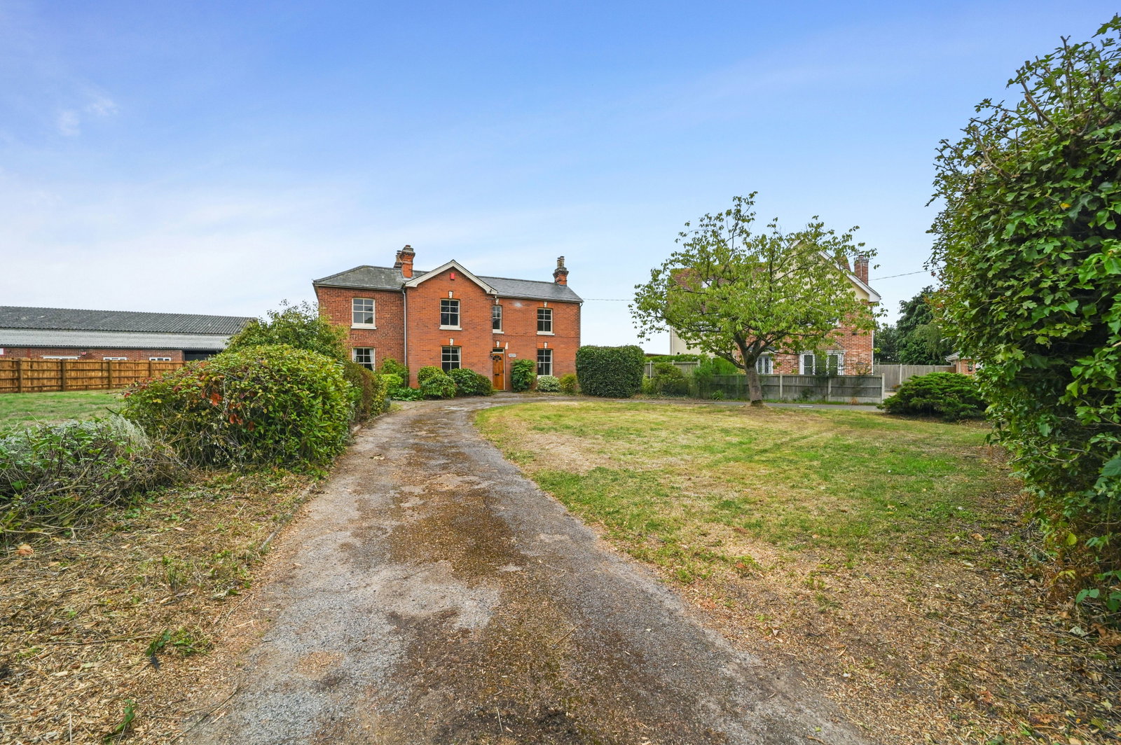 Detached House for sale in Colchester, St. Marys Road, Great Bentley, 1903 m²