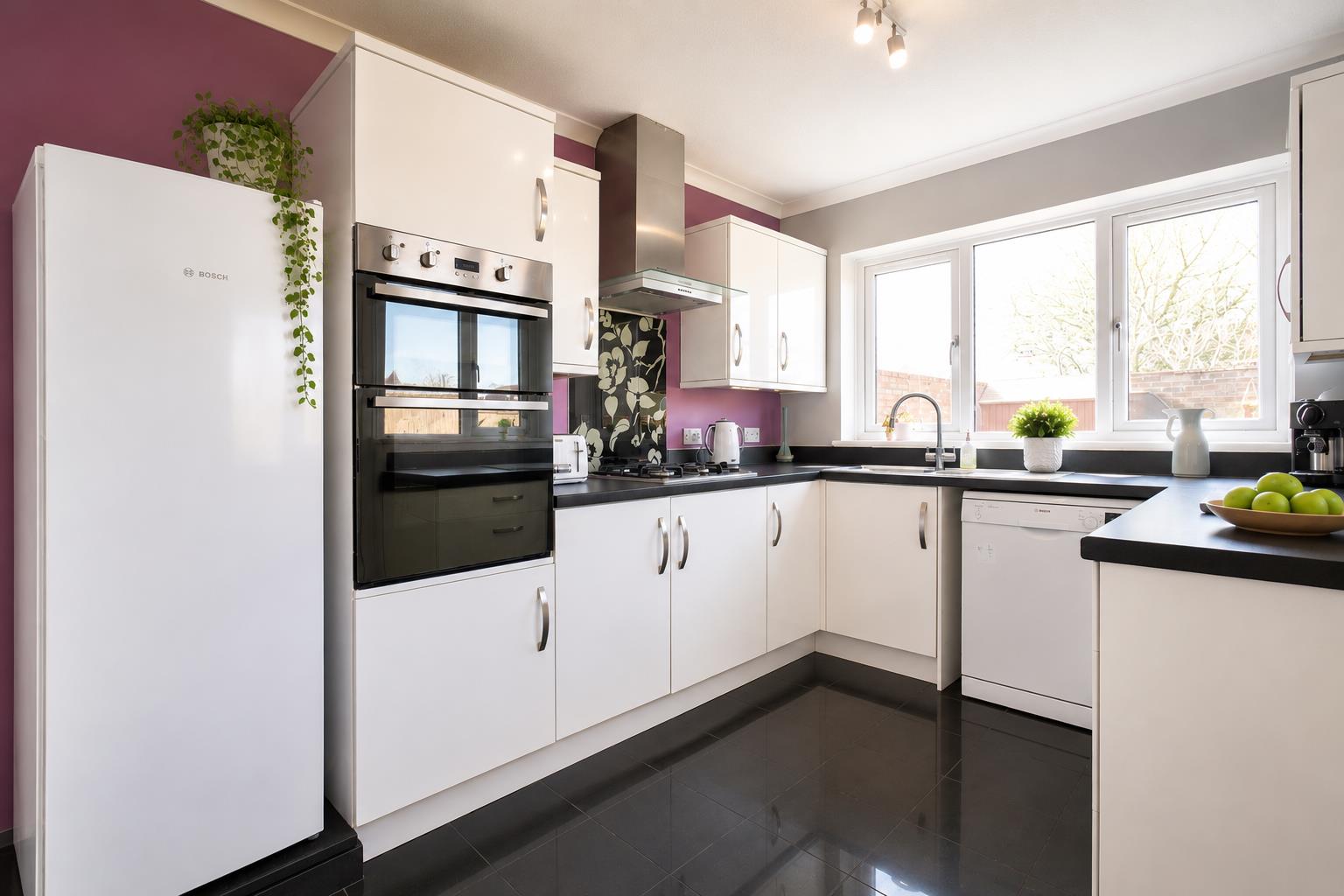 Semi Detached House in Colchester