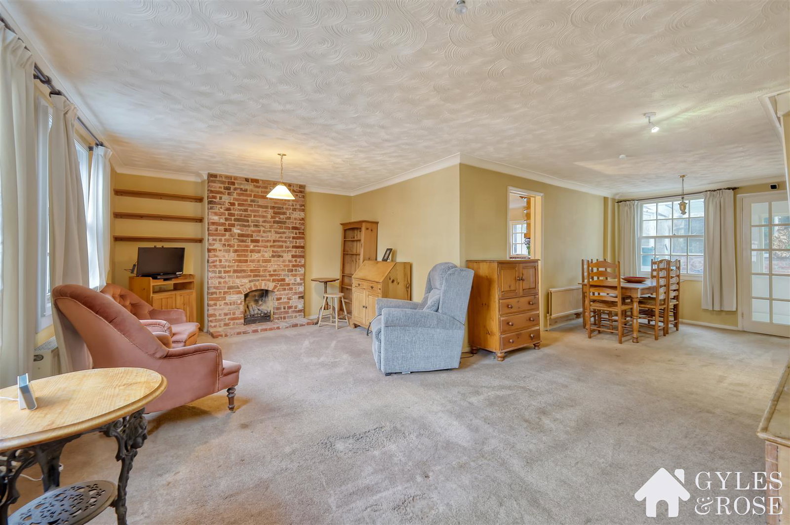 Semi Detached House in Colchester