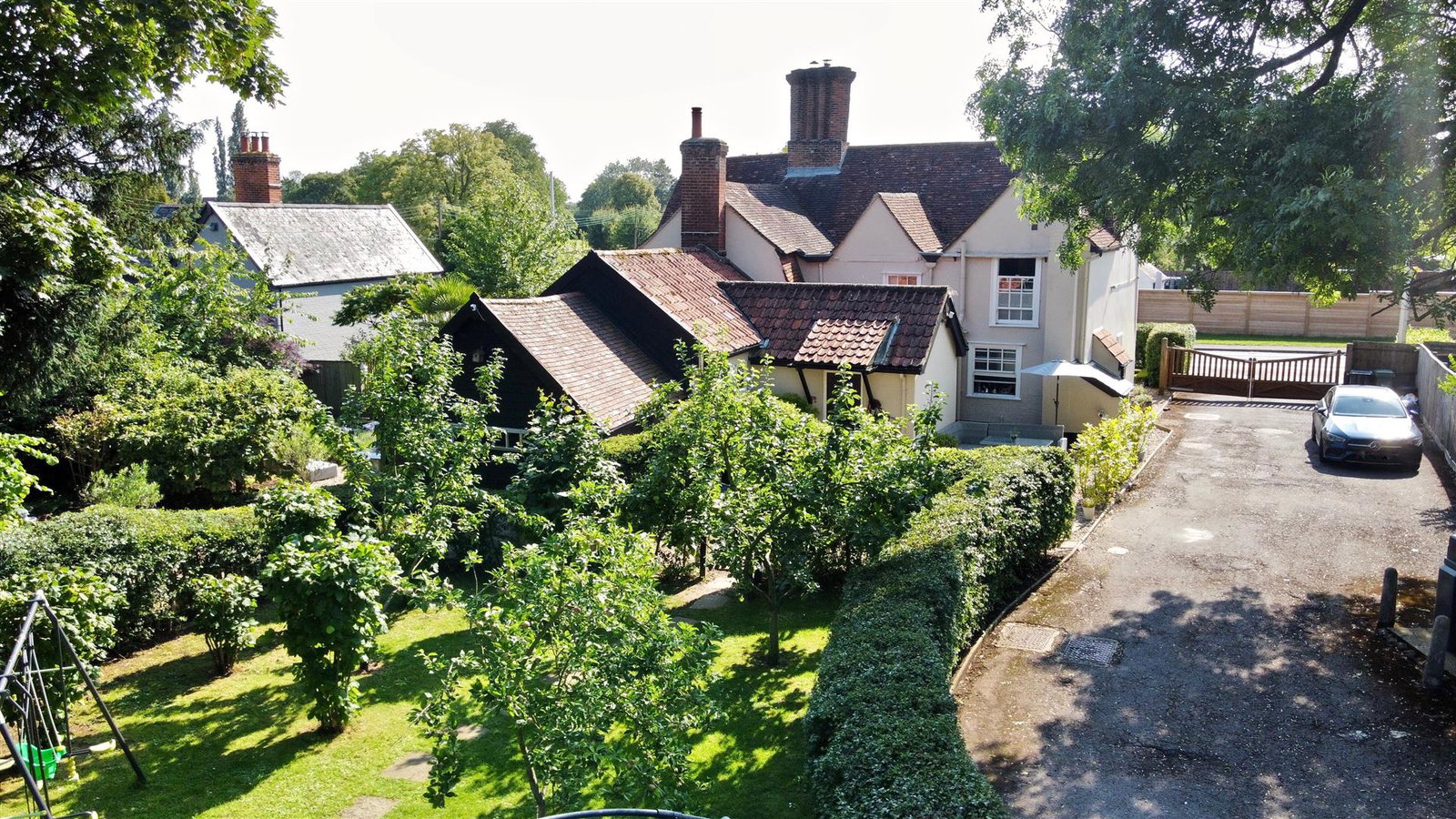 Detached House in Halstead