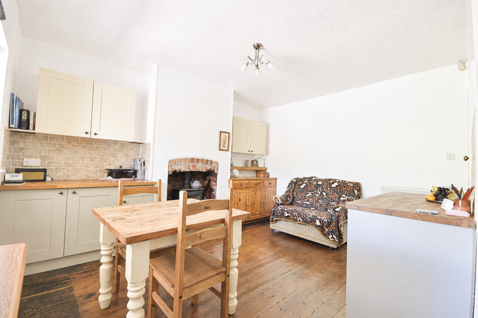 Semi Detached House in Derby