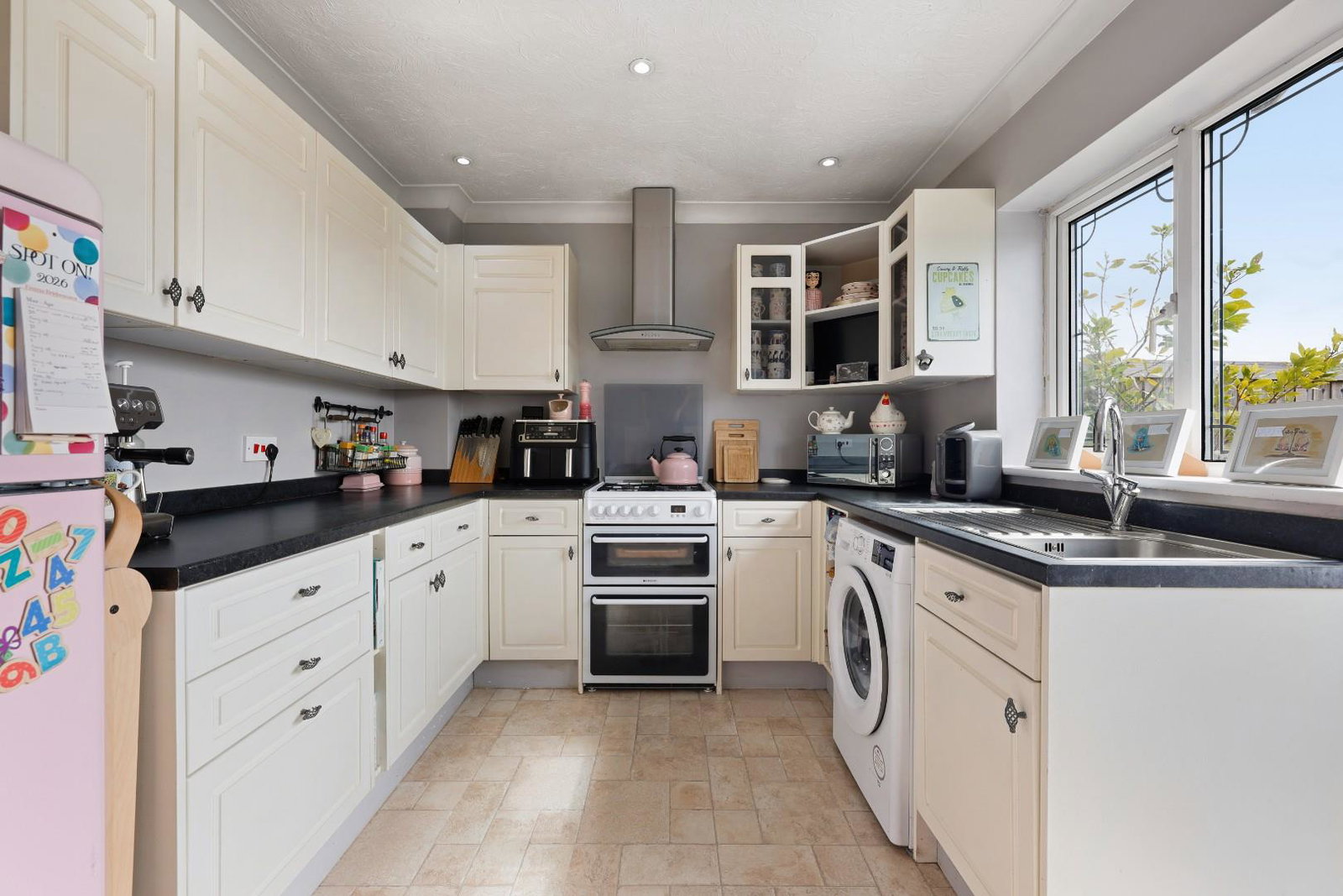 Semi Detached House in Colchester