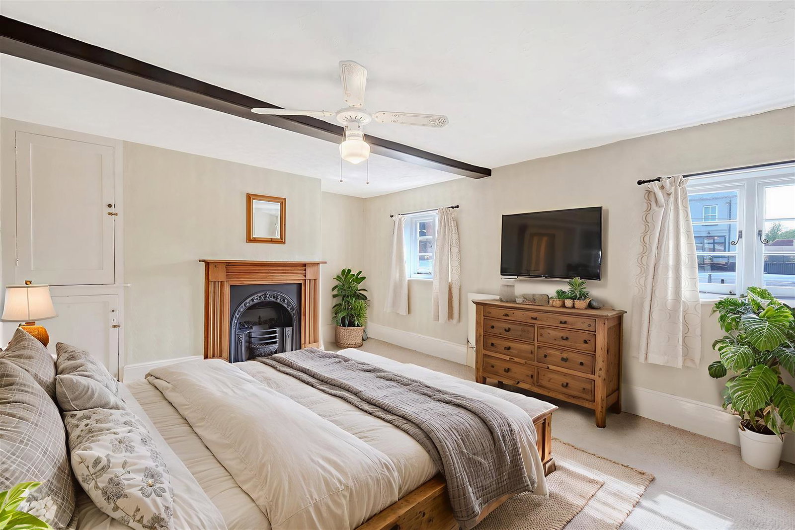 Semi Detached House in Manningtree