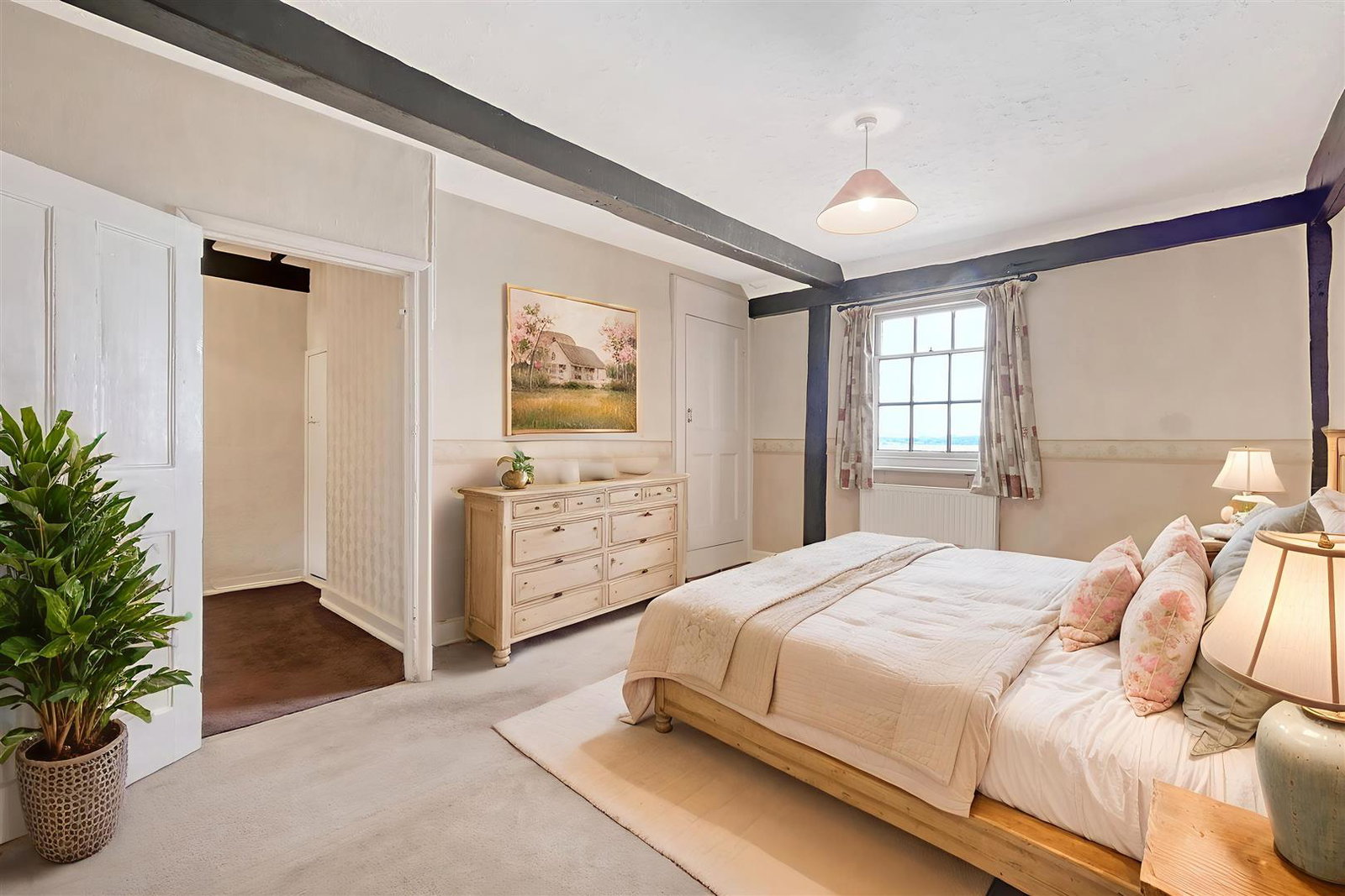 Semi Detached House in Manningtree