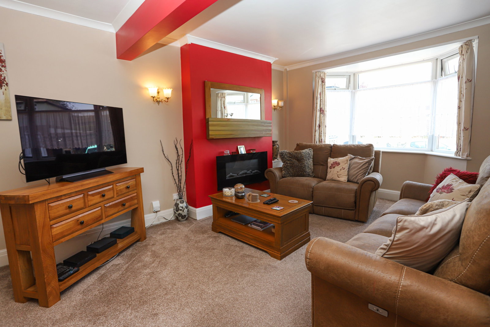 Semi Detached House in Tipton