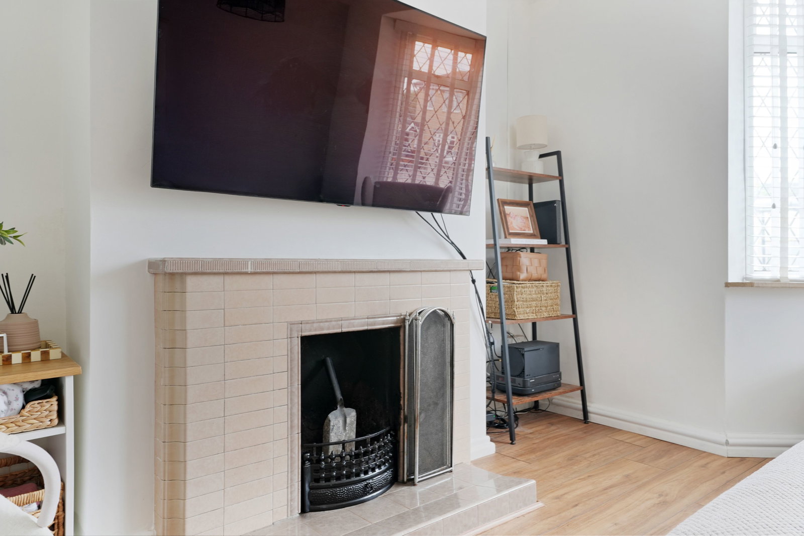 Semi Detached House in Chesterfield