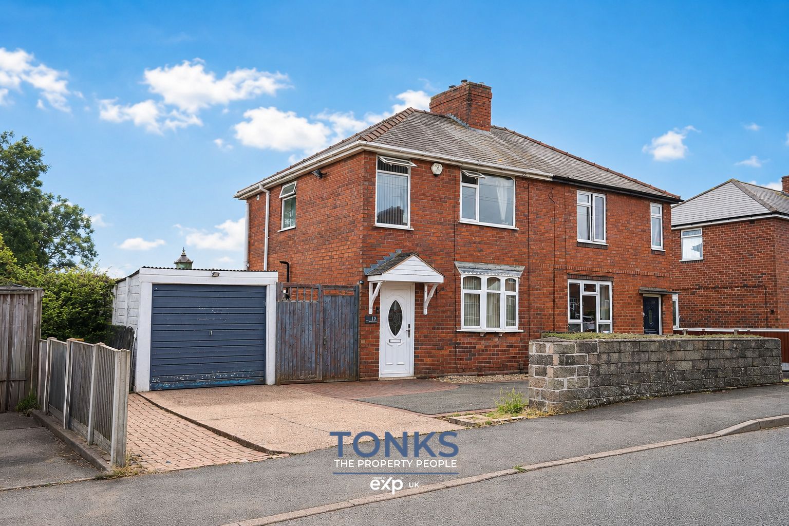 Semi Detached House in Halesowen