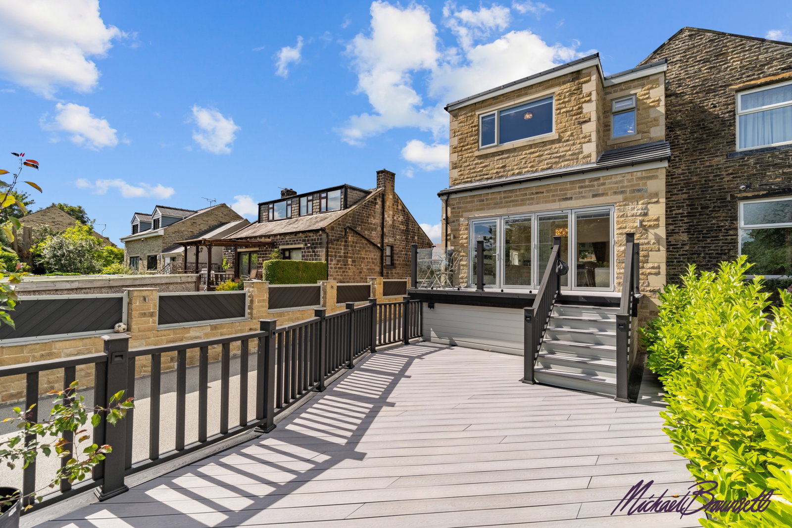 Semi Detached House for sale in Halifax, Green Lane, Shelf, Halifax, HX3 7TR, 1270 m²