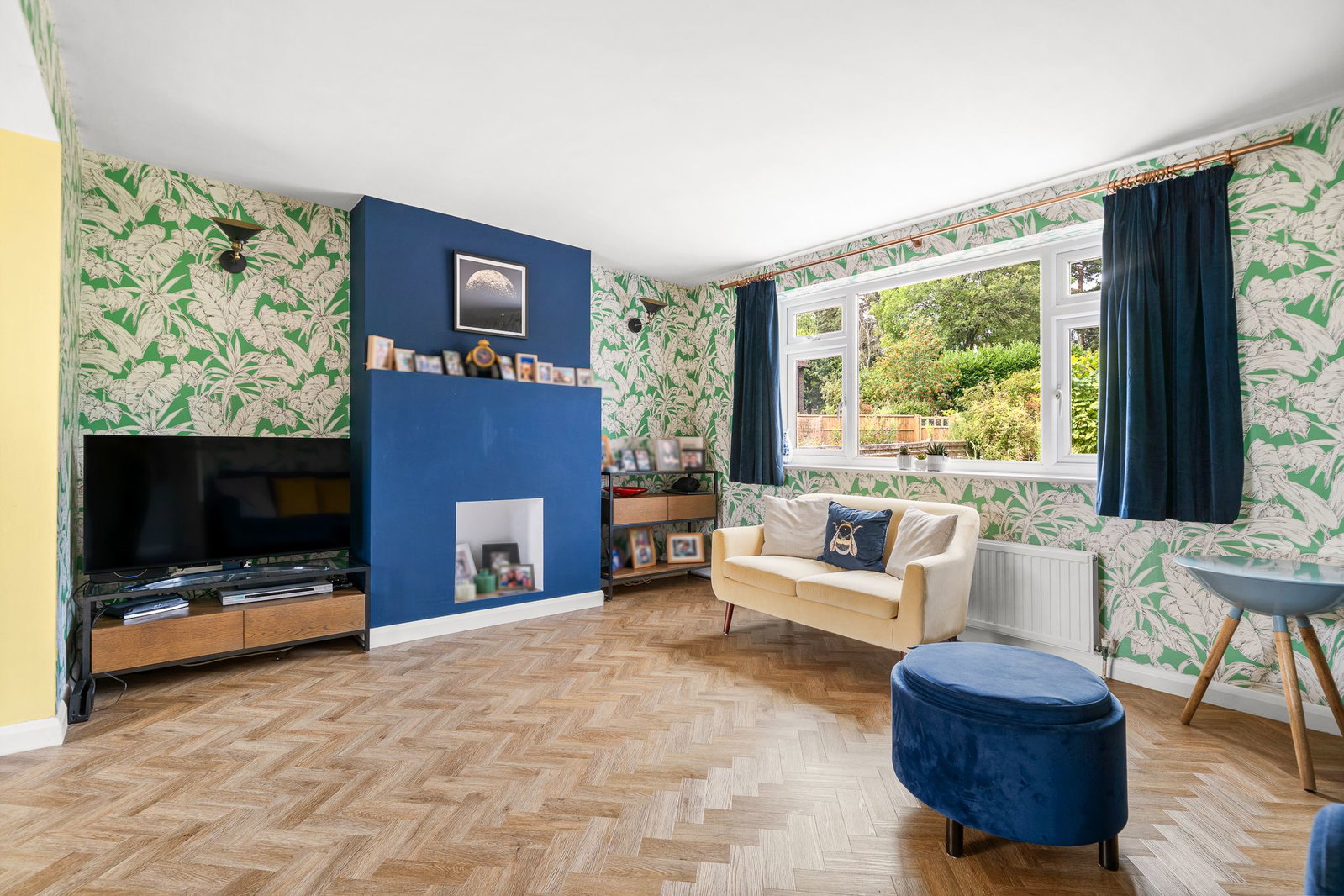 Semi Detached House in Pulborough