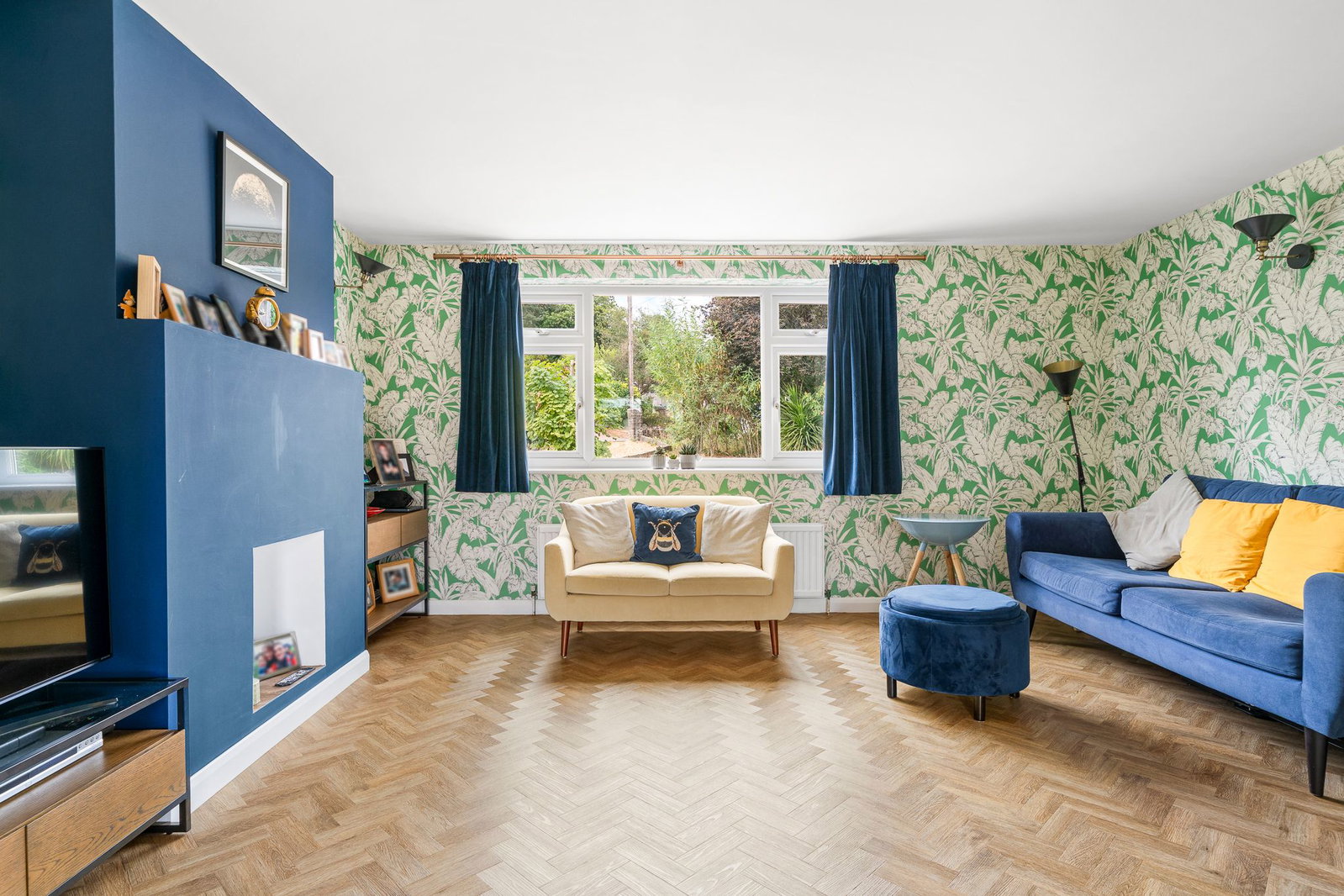Semi Detached House in Pulborough