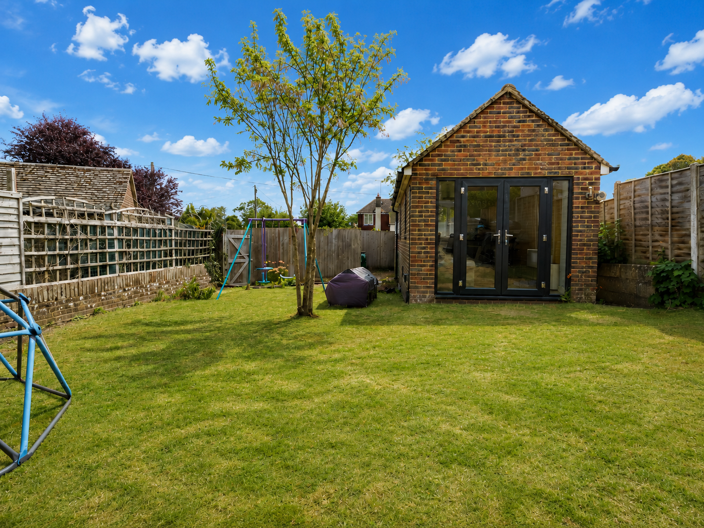 Semi Detached House in Pulborough 3