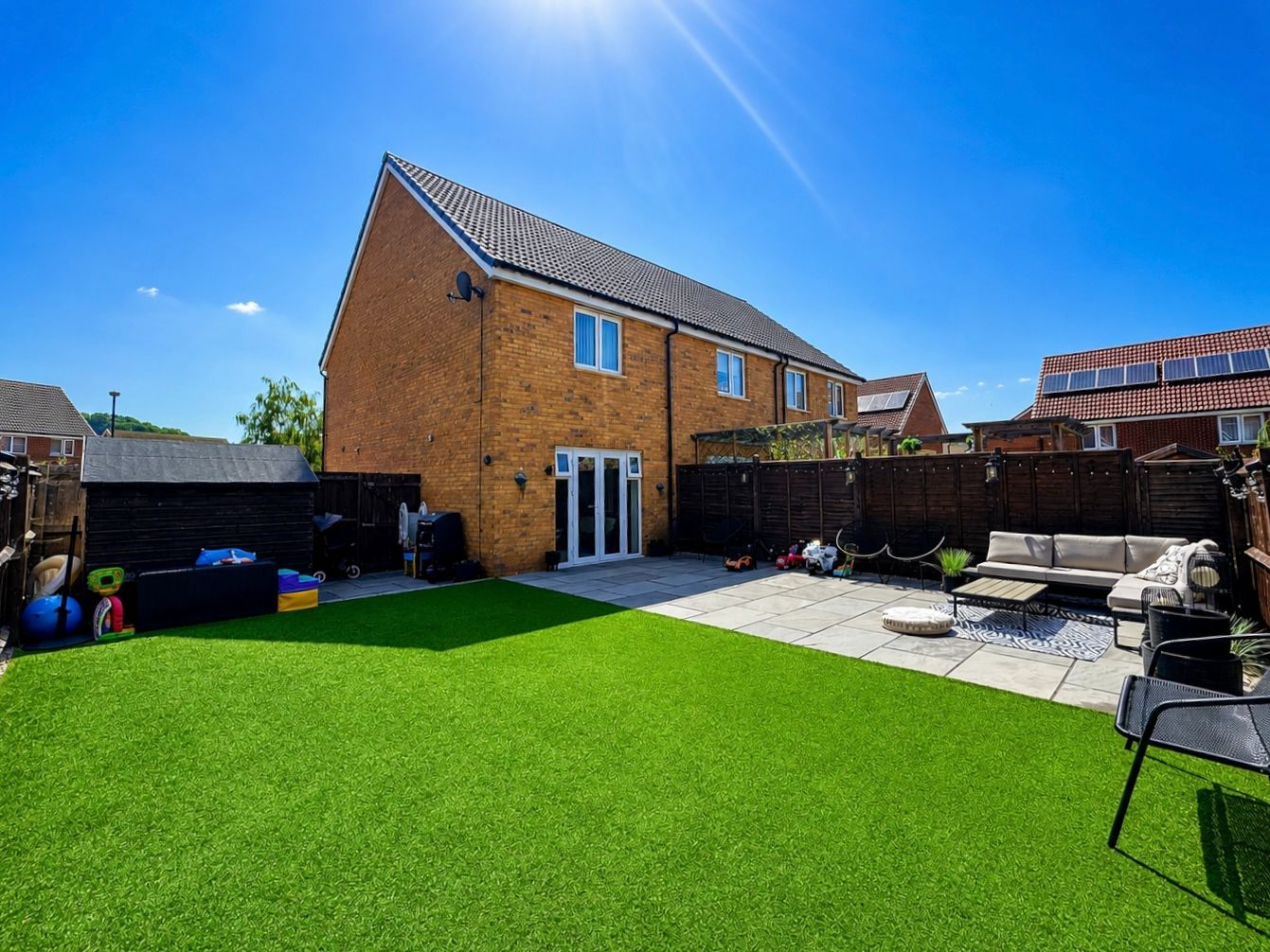 End Of Terrace House in Gloucester