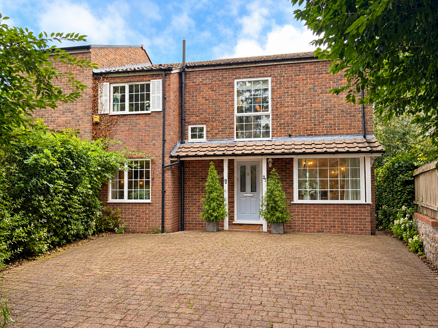 Semi Detached House for sale in Maidstone, Mill Lane, Wateringbury, ME18 5PE, 1403 m²
