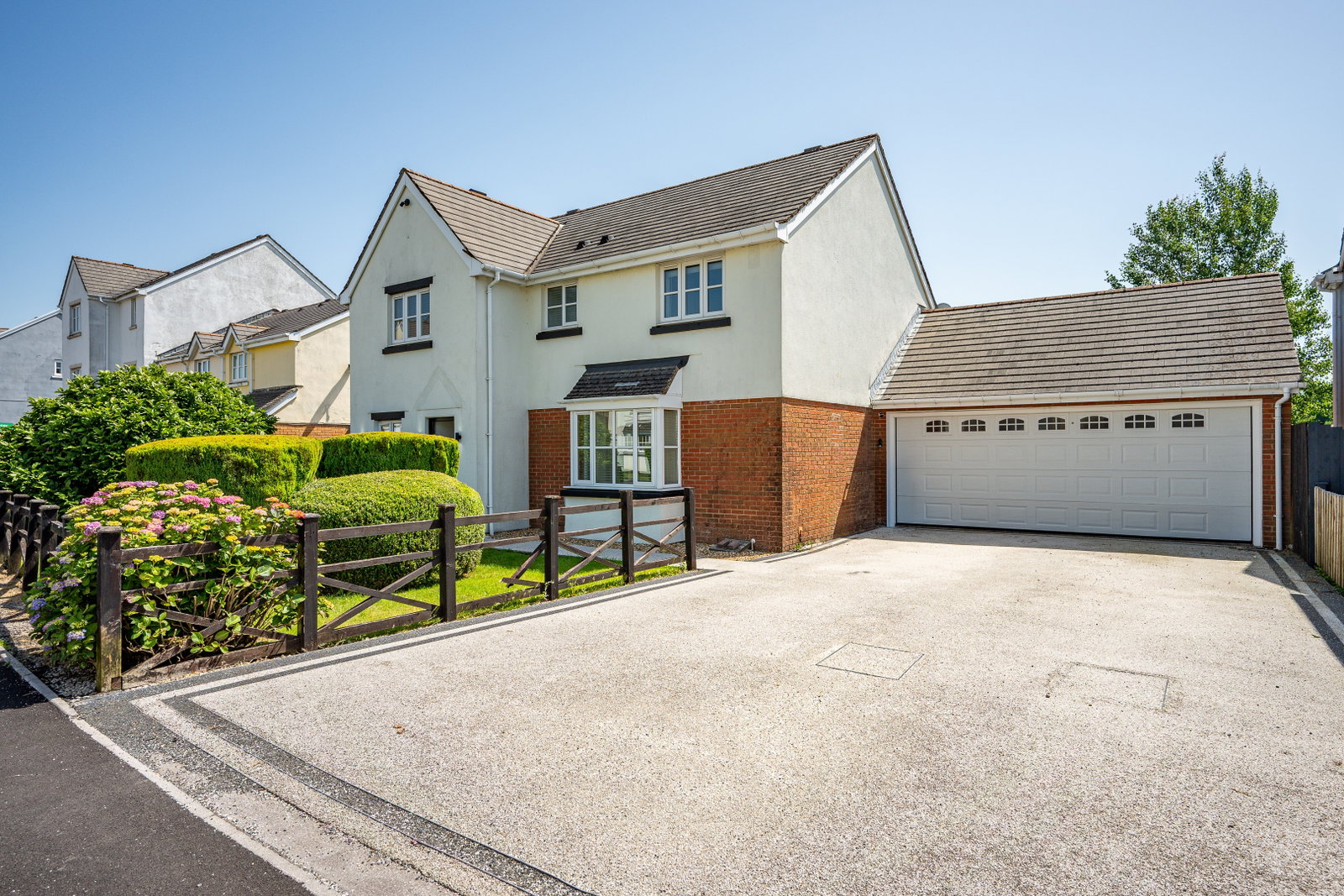 Detached House in Ebbw Vale