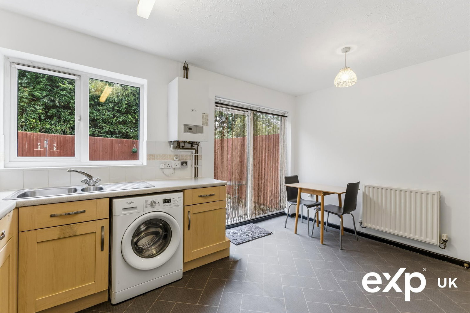 Semi Detached House in Mansfield