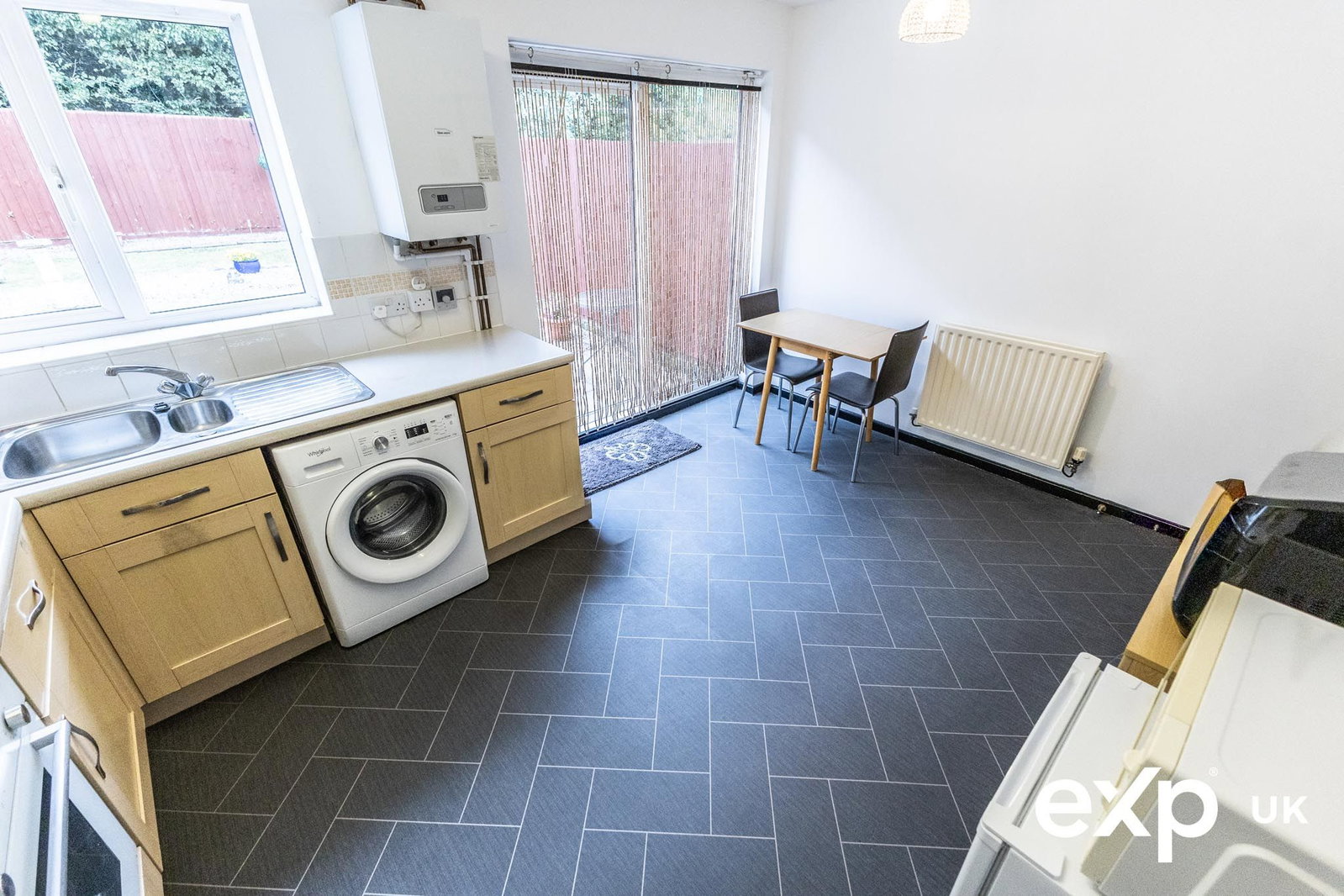 Semi Detached House in Mansfield