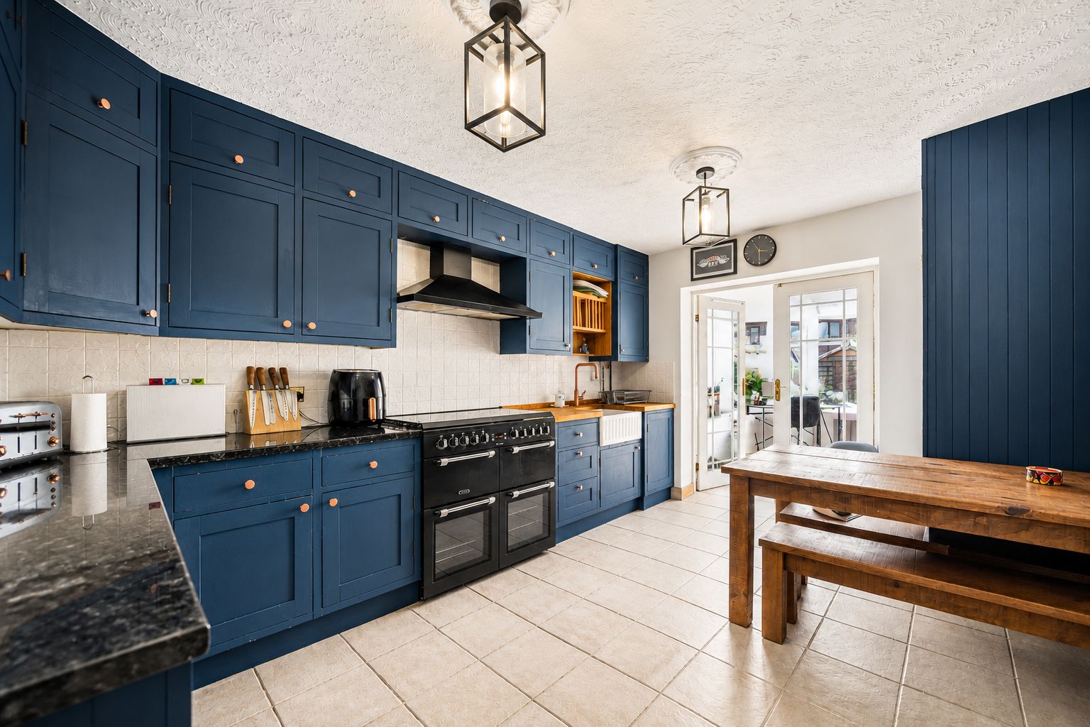 Semi Detached House in Atherstone